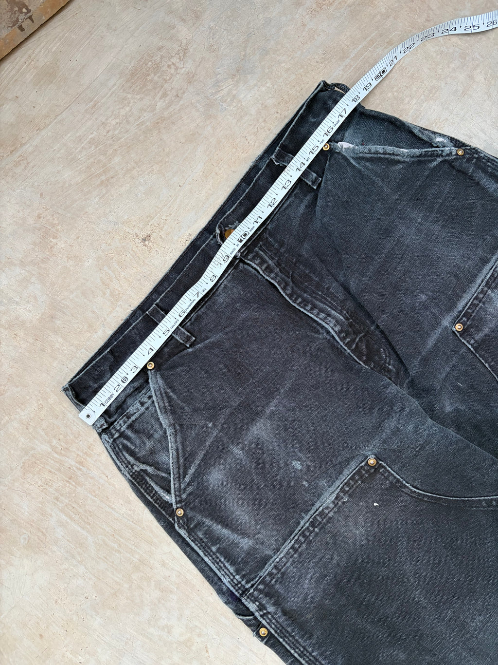 Vintage Faded & Thrashed Carhartt Double Knee 36