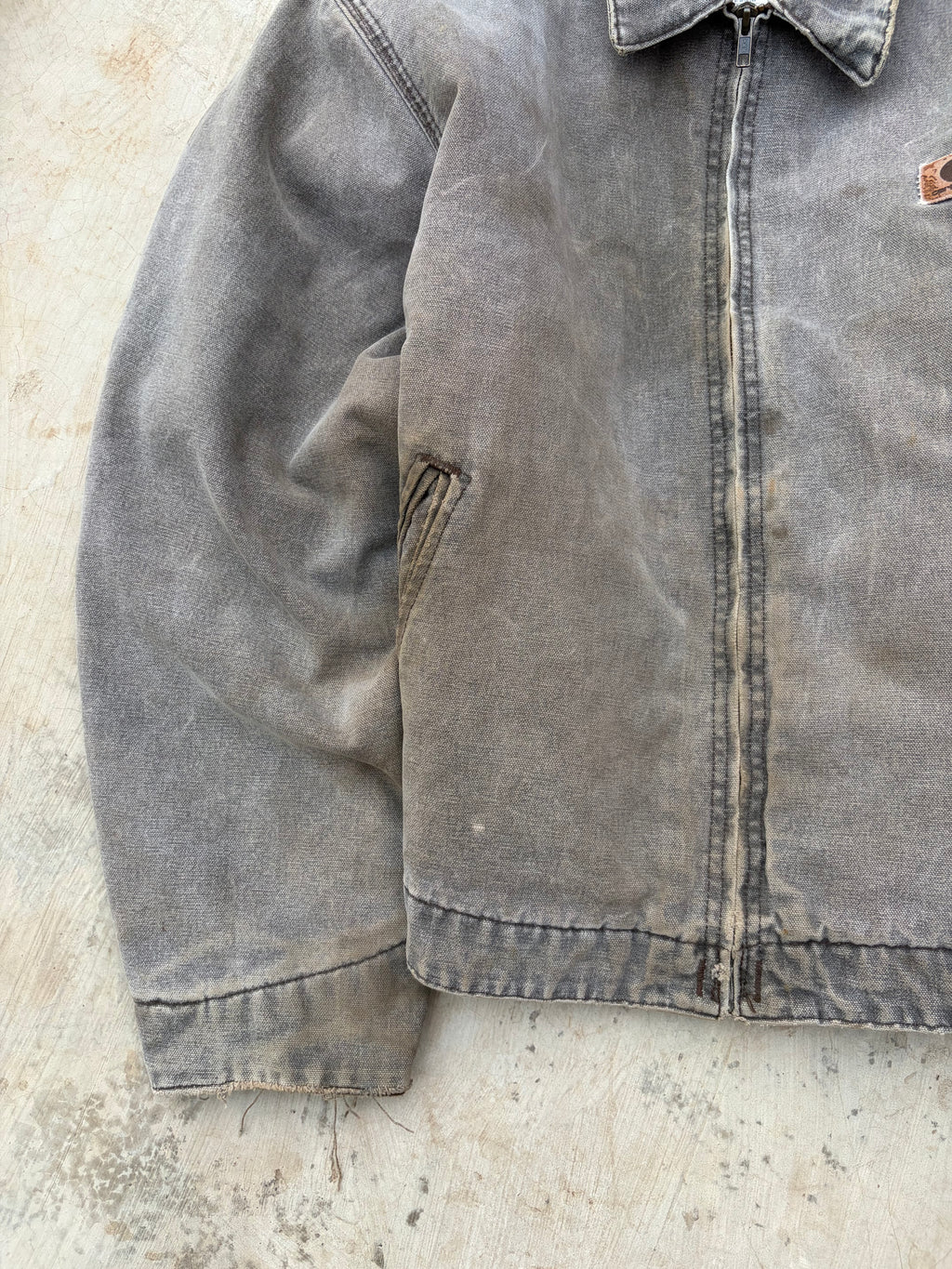 Vintage 00s Sunfaded Carhartt Detroit Jacket J146 CHT L