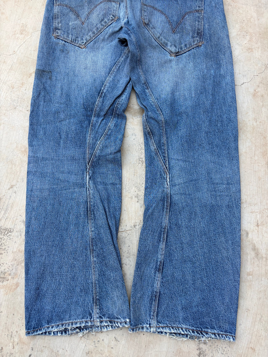 Vintage Levi's Engineered Jeans Buckle Back Distressed Denim Rare 36