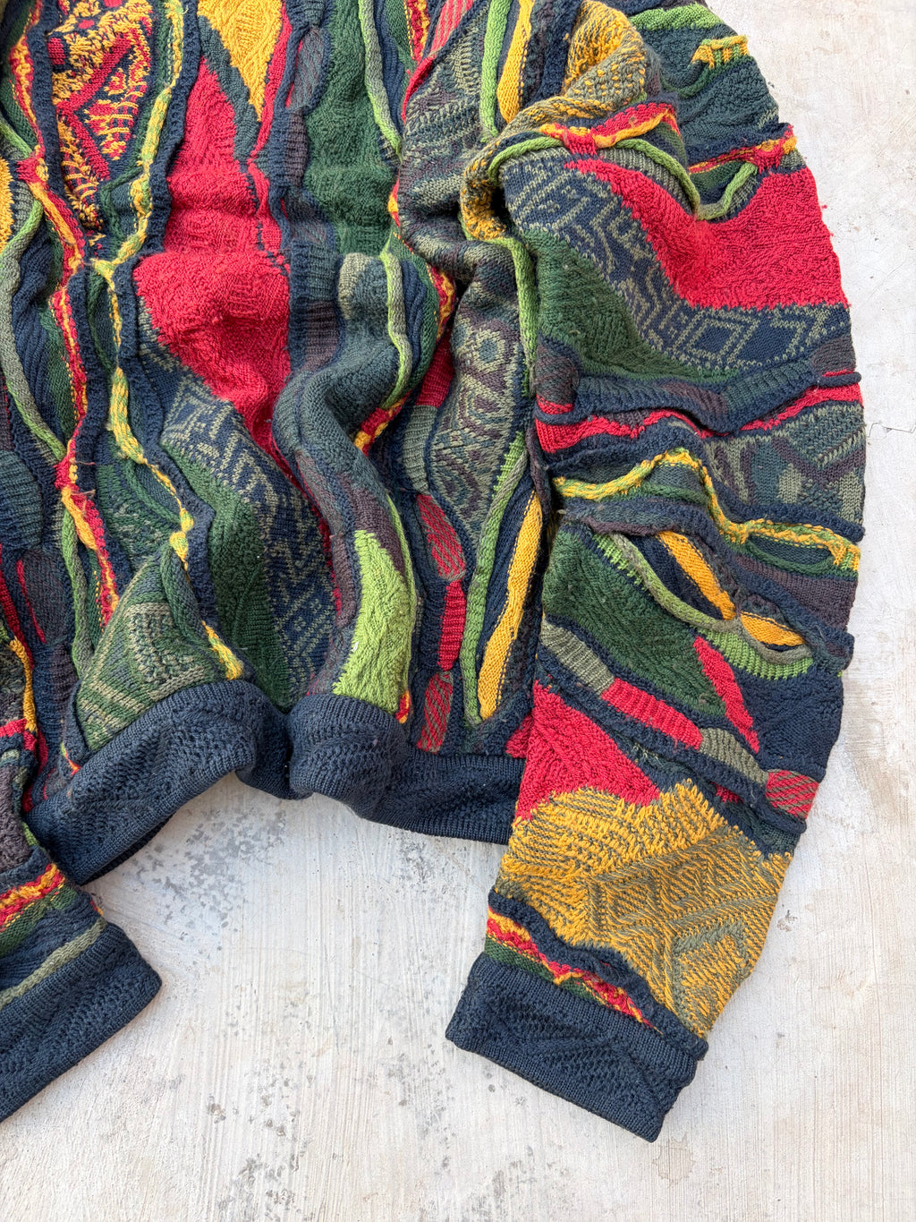 Vintage 90s COOGI Australia 3D Textured Knit Sweater Size L