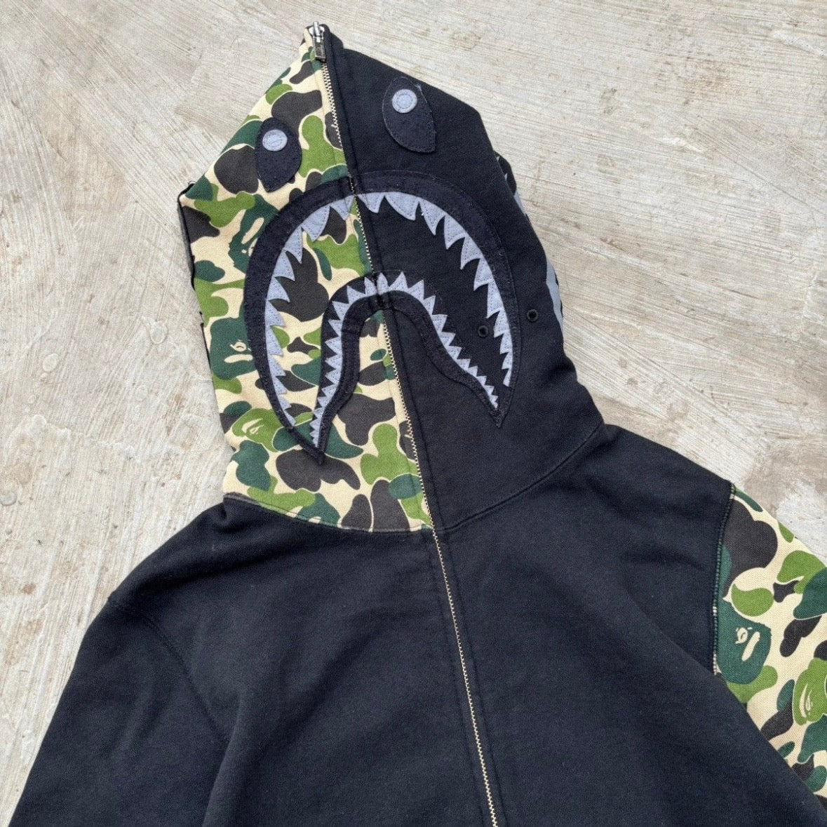 2014 Bape x Jam Full Zip Shark Hoodie M