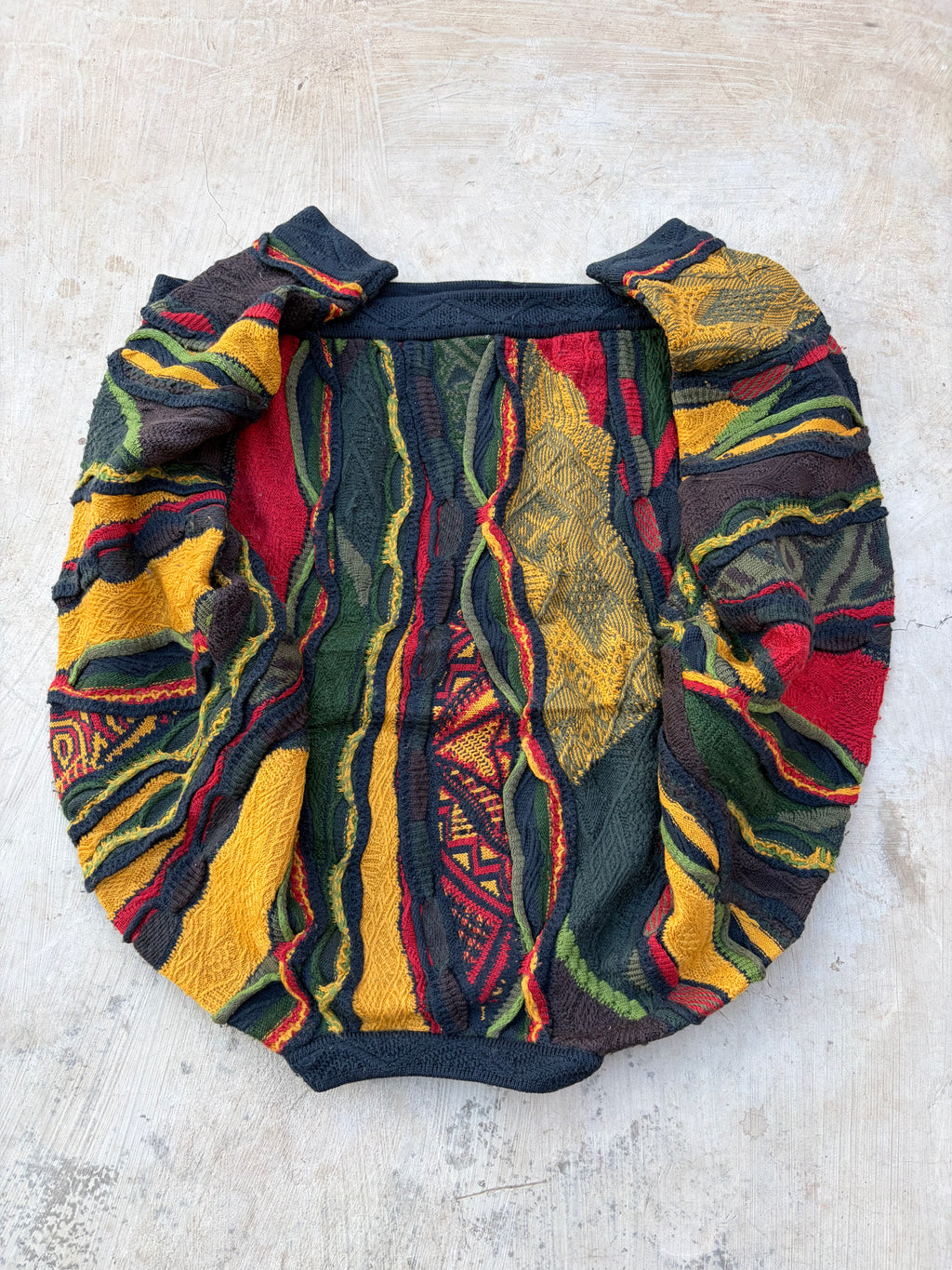 Vintage 90s COOGI Australia 3D Textured Knit Sweater Size L