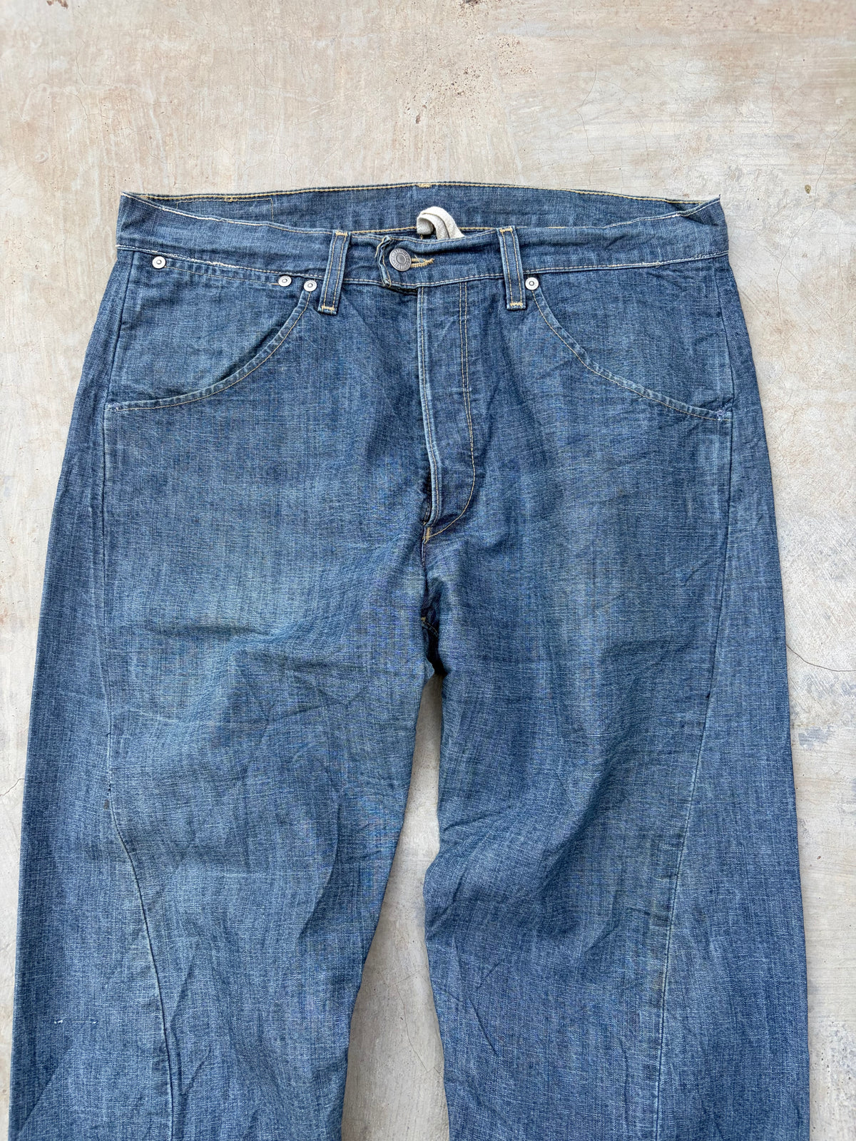Vintage Levi’s Engineered Denim Jorts – Y2K 34