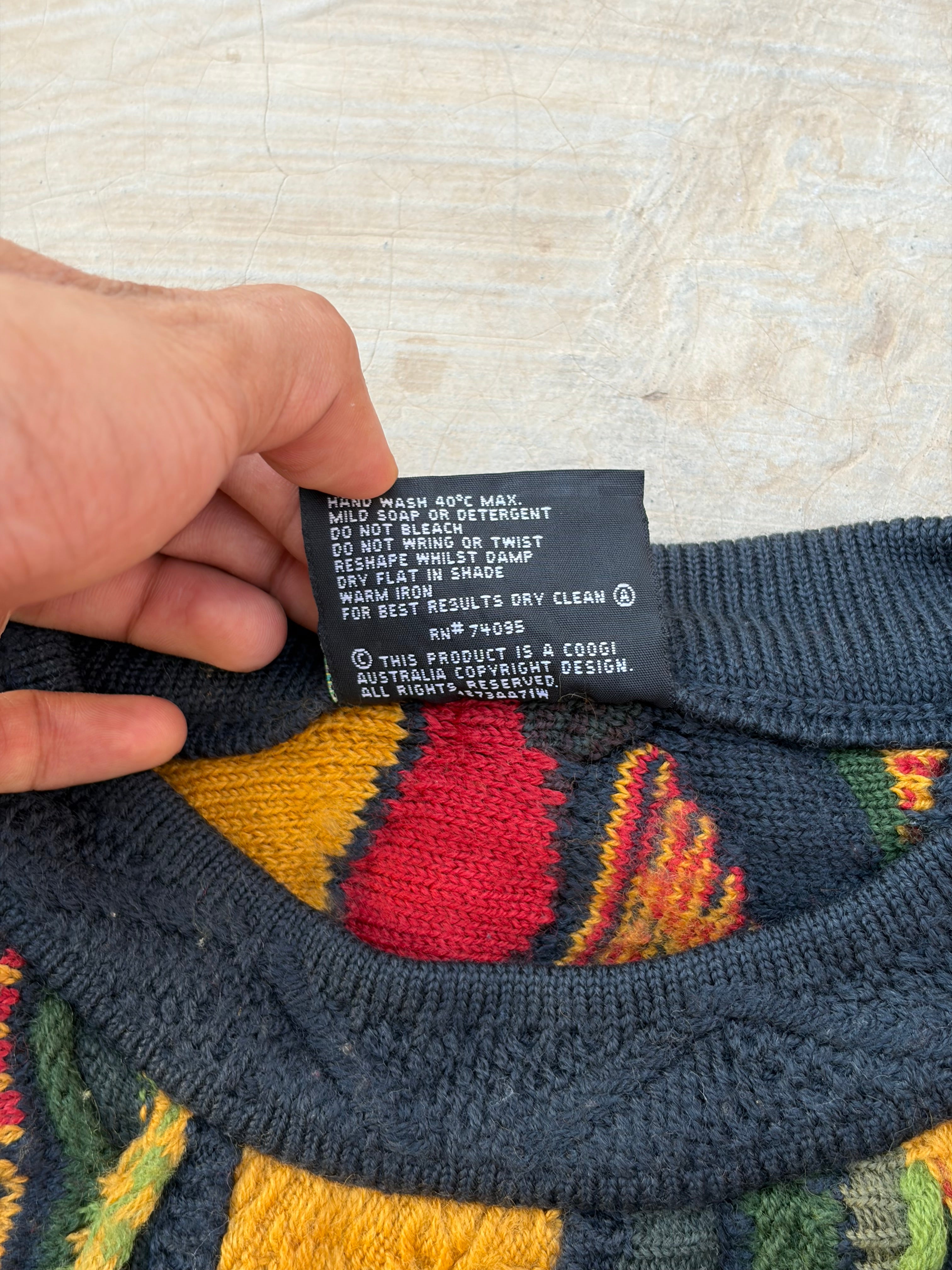 Vintage 90s COOGI Australia 3D Textured Knit Sweater Size L