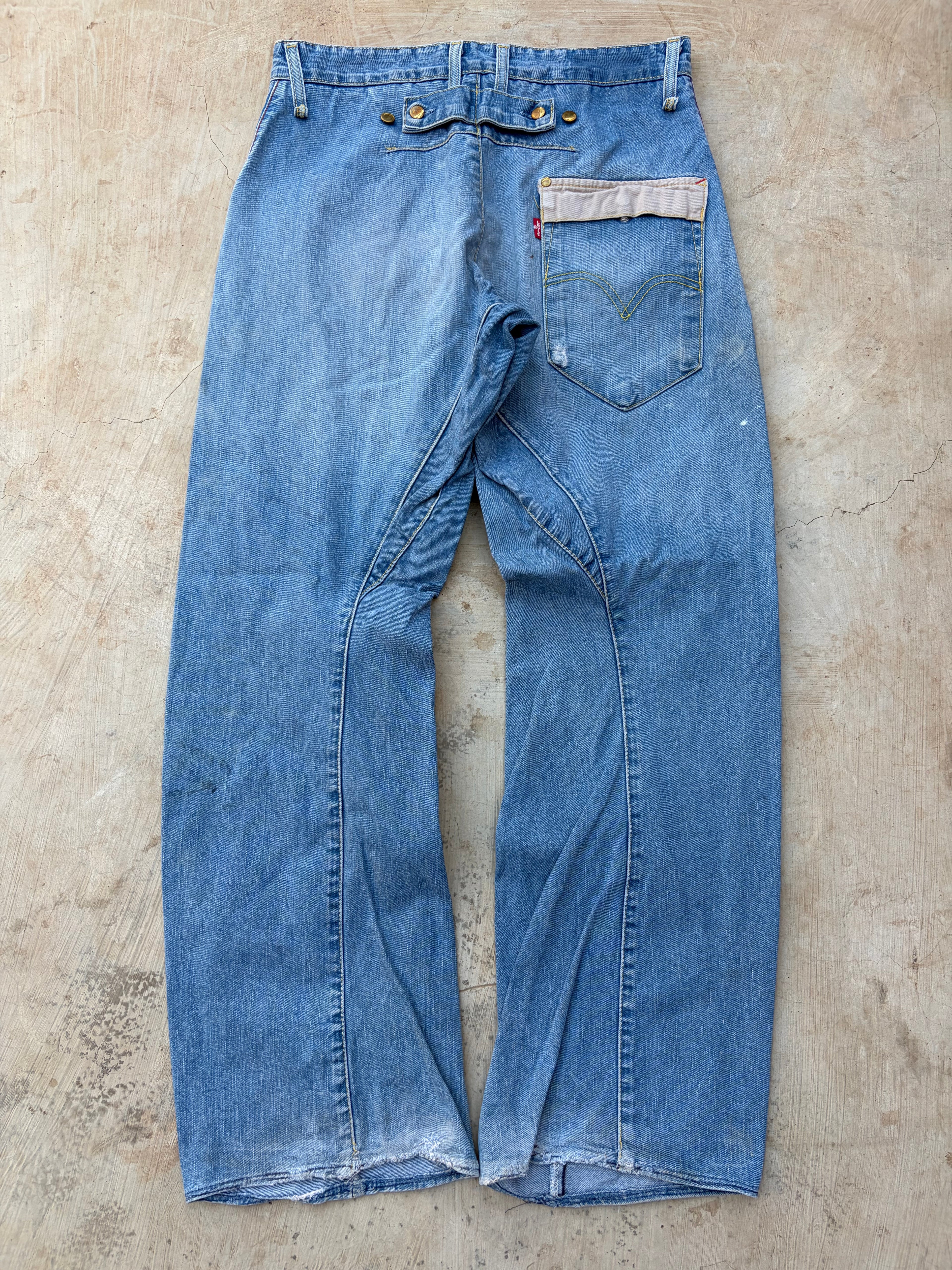 Vintage Levi's Buckle Back Jeans Distressed Light Wash Rare 32×32