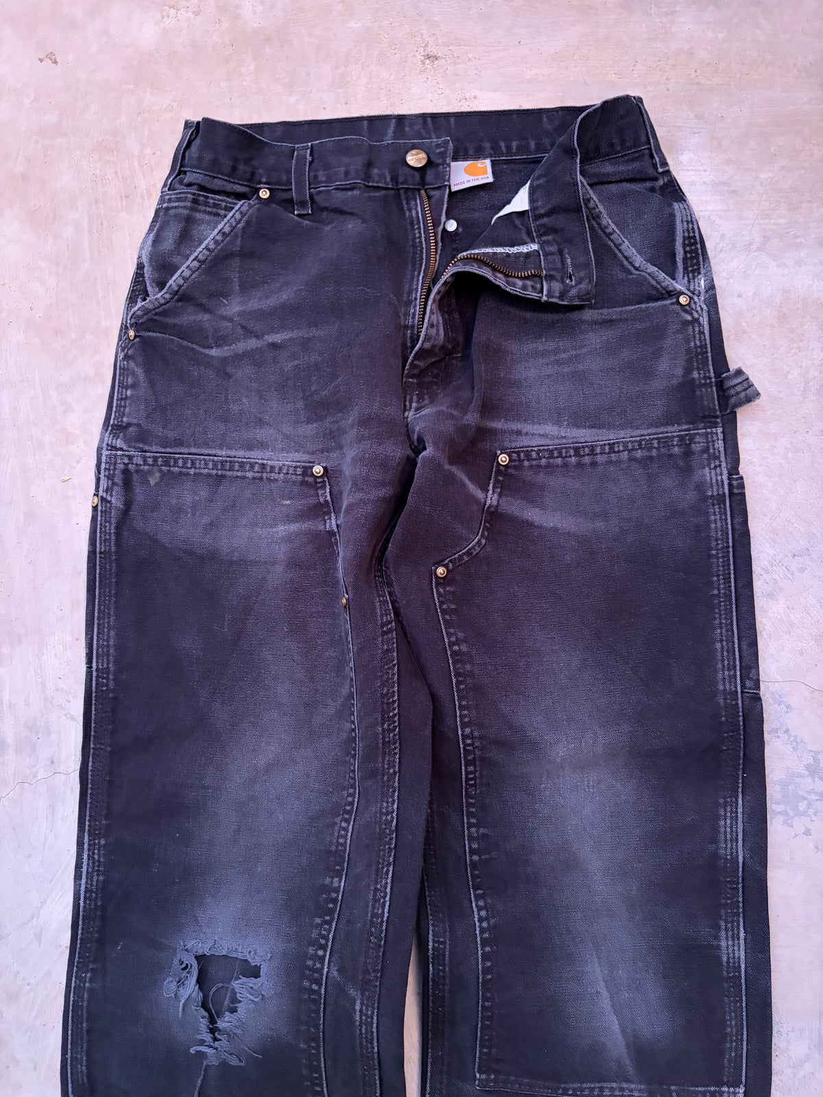 Vintage Faded & Thrashed Carhartt Double Knee 31