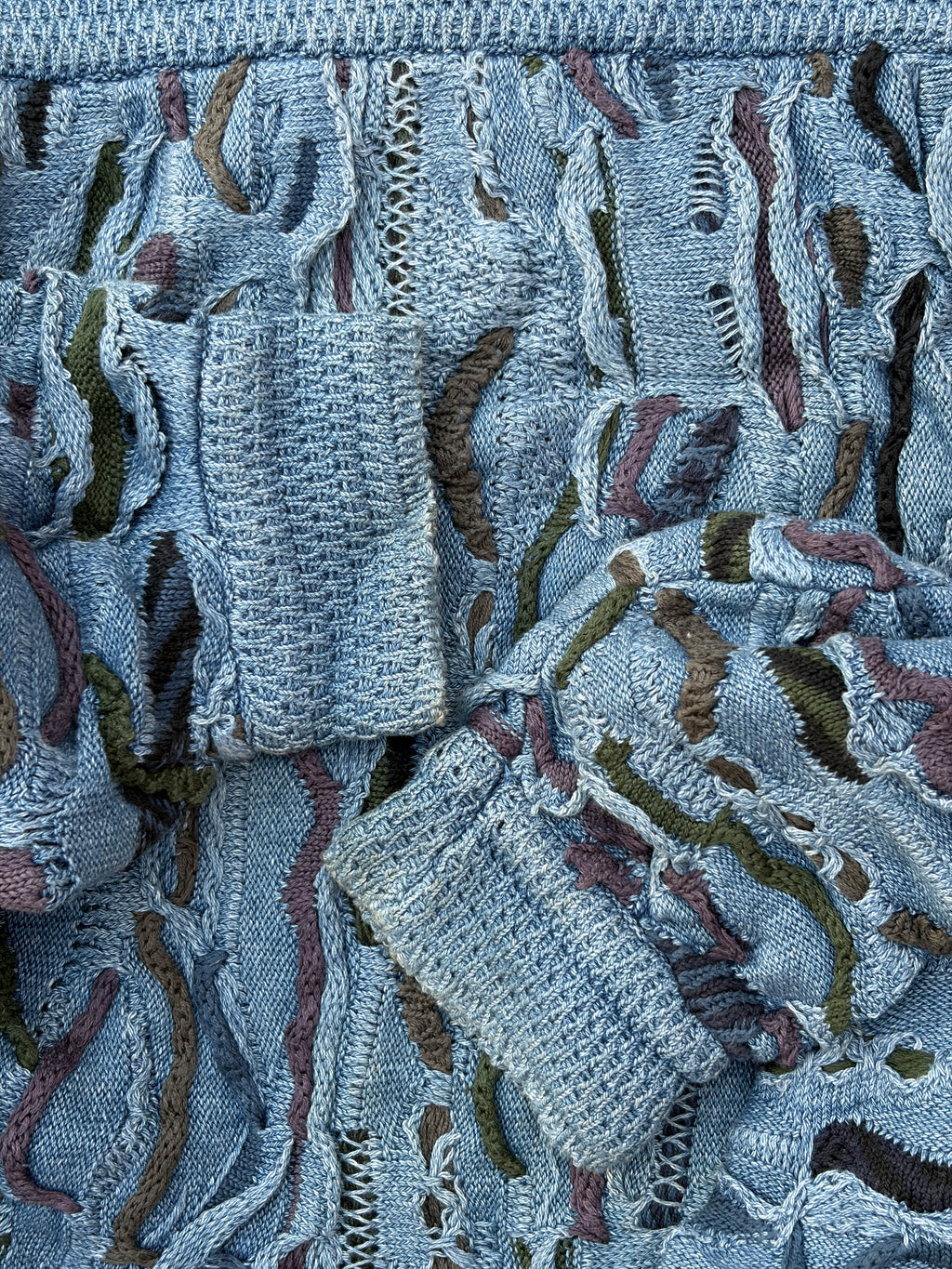 Vintage COOGI Blues 3D Textured Knit Sweater L