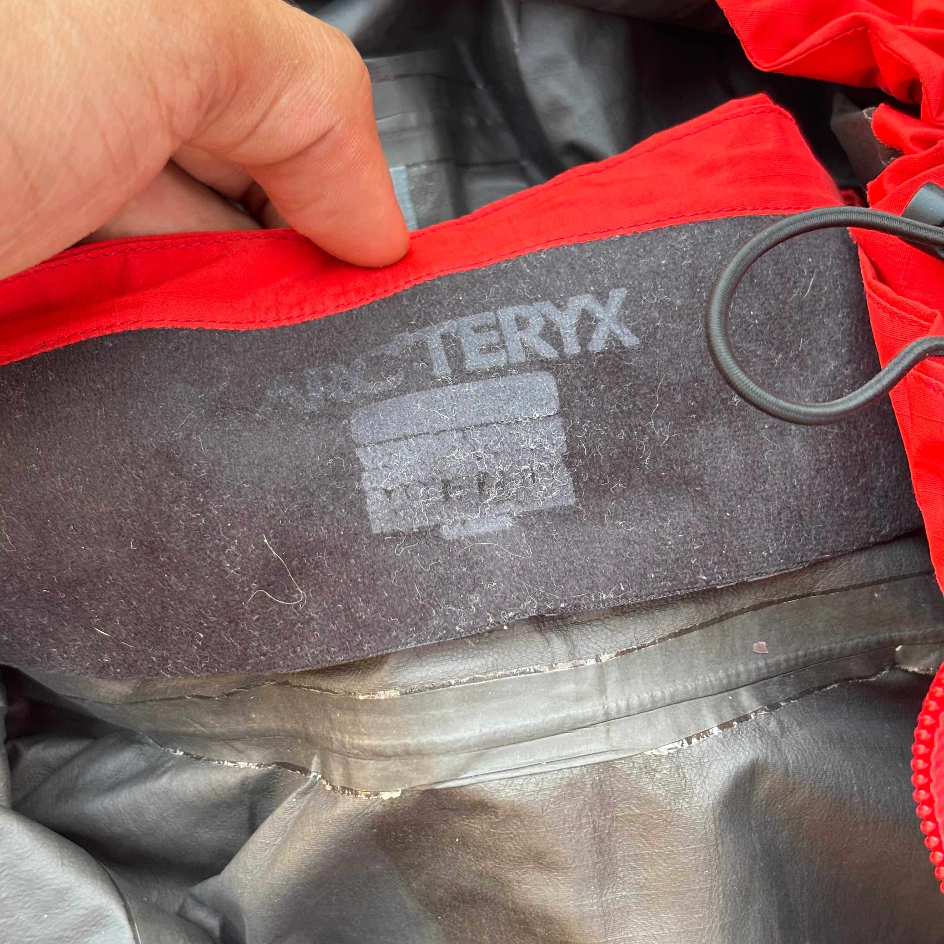 Vintage 00s Arcteryx Beta SL Goretex Jacket XS/S