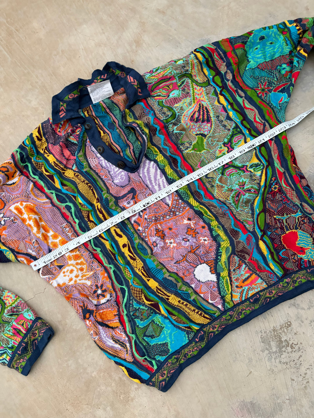 90s Ultra Rare COOGI Australia Animal Knit Sweater M