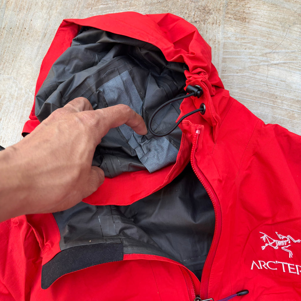 Vintage 00s Arcteryx Beta SL Goretex Jacket XS/S