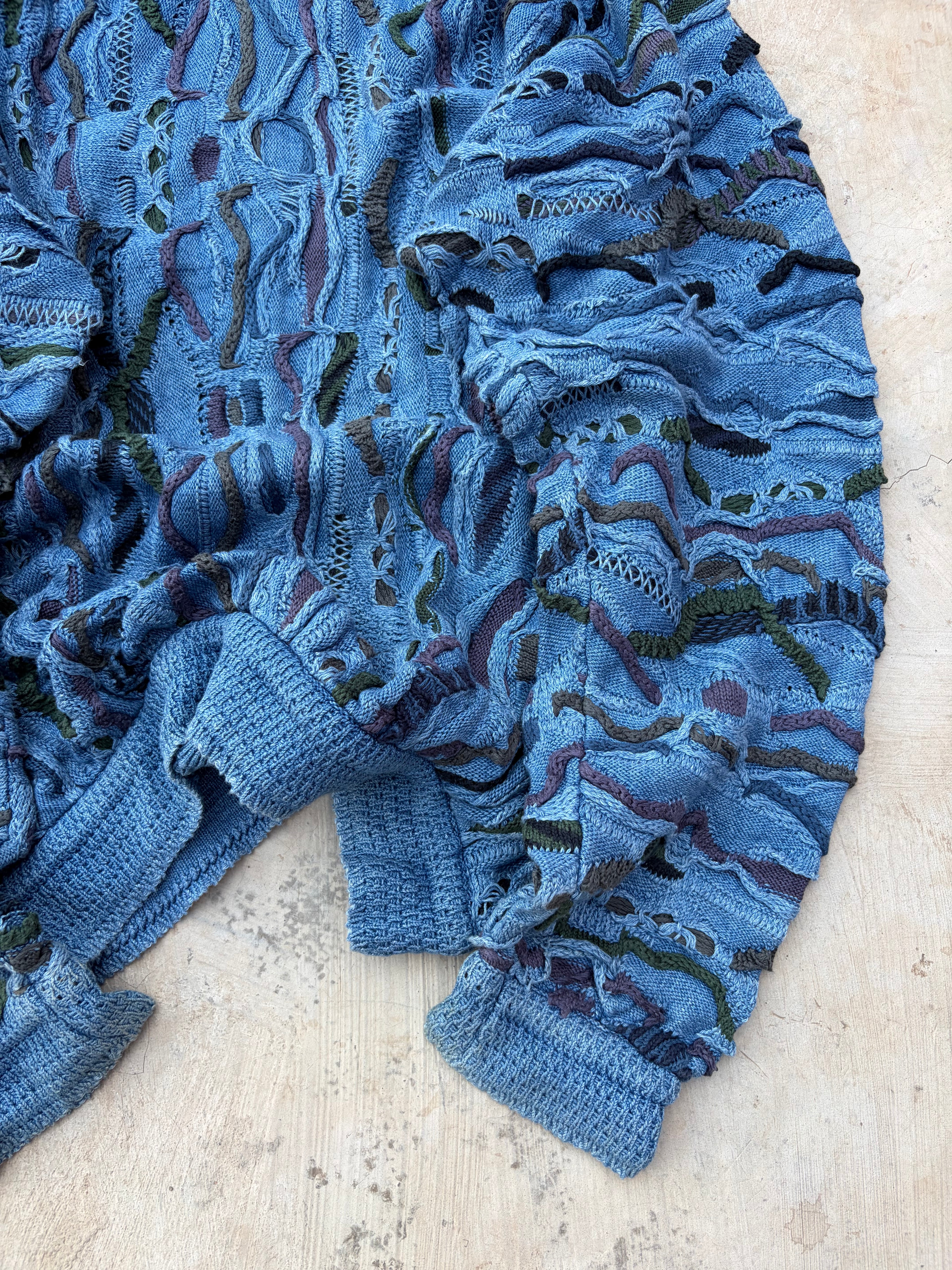 Vintage COOGI Blues 3D Textured Knit Sweater L