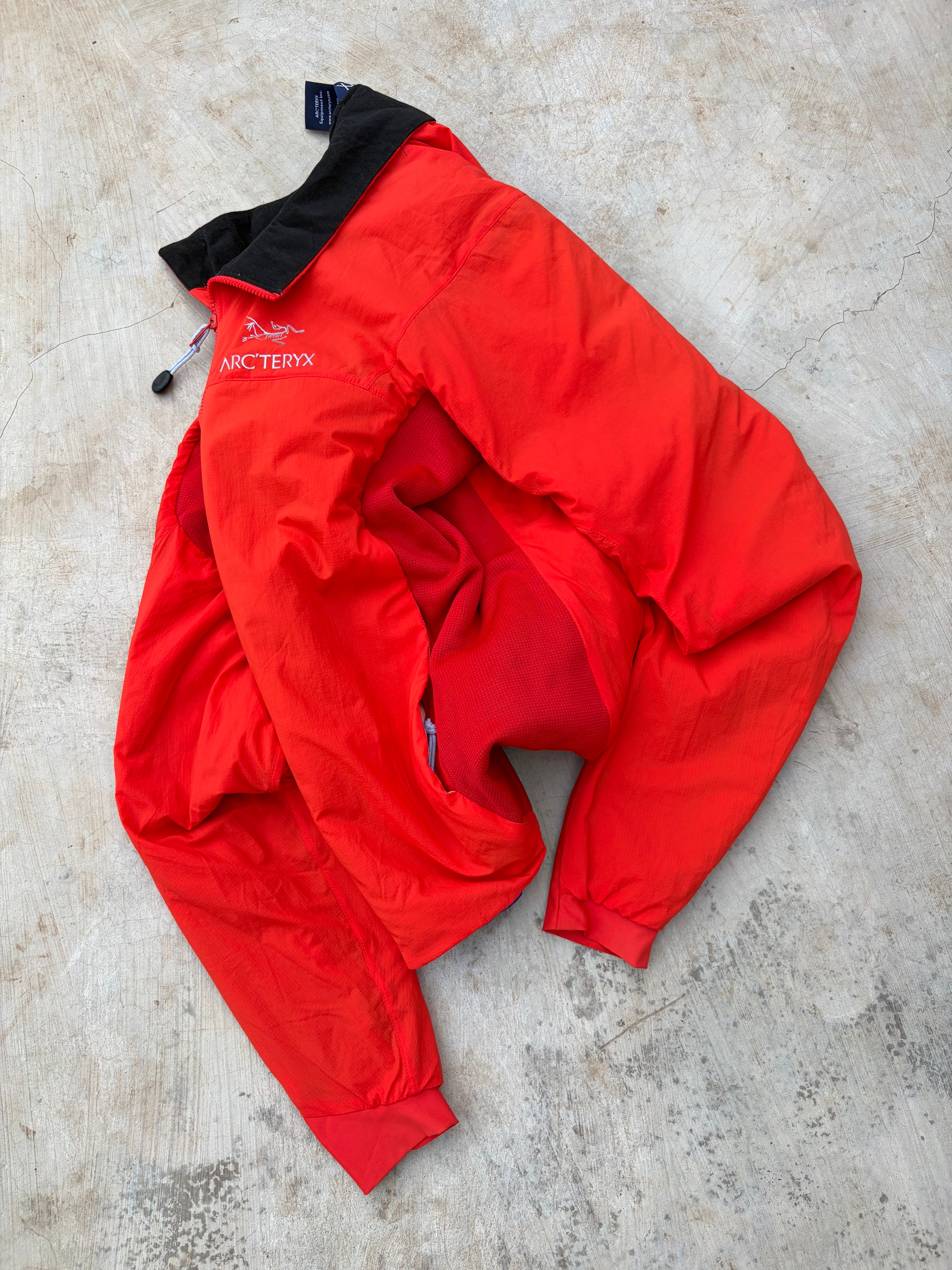 Vintage 00s Arcteryx atom LT Jacket S