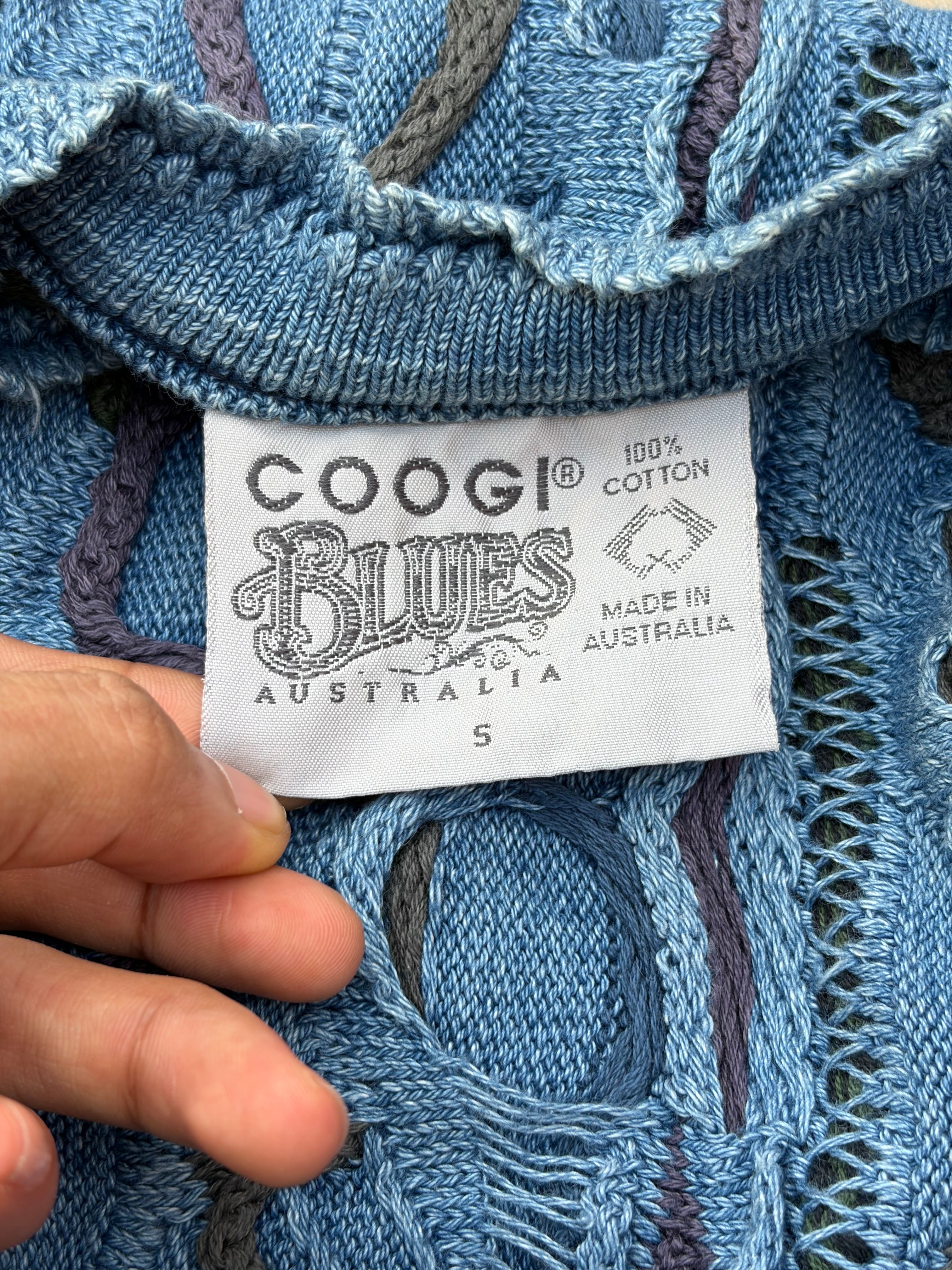 Vintage COOGI Blues 3D Textured Knit Sweater L