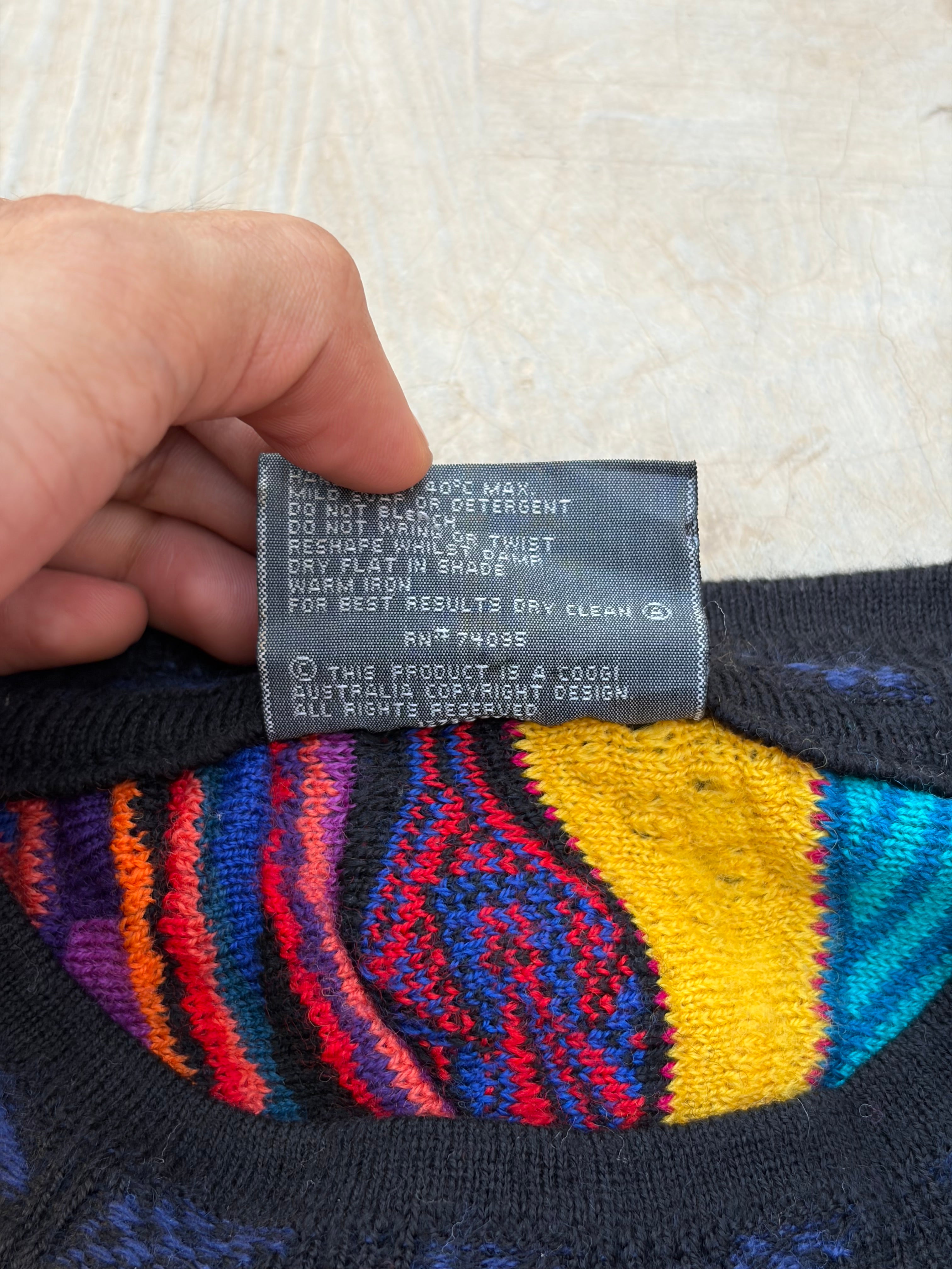 Vintage 90s COOGI Australia Pure New Wool Knit Sweater M