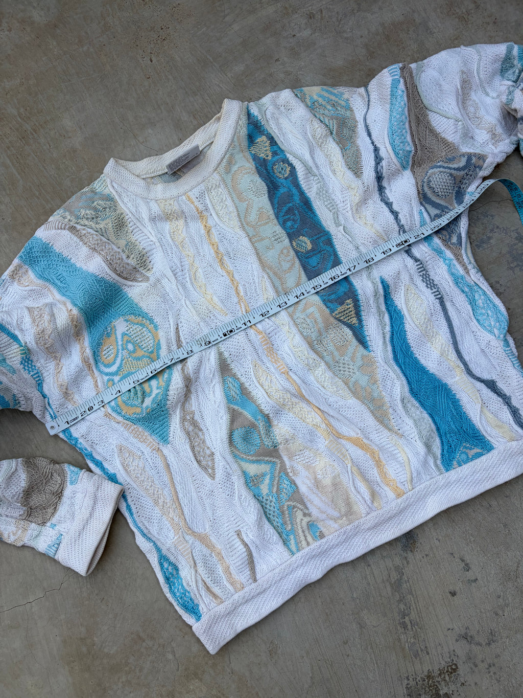 Vintage 90s COOGI Australia 3D Knit Sweater M/L