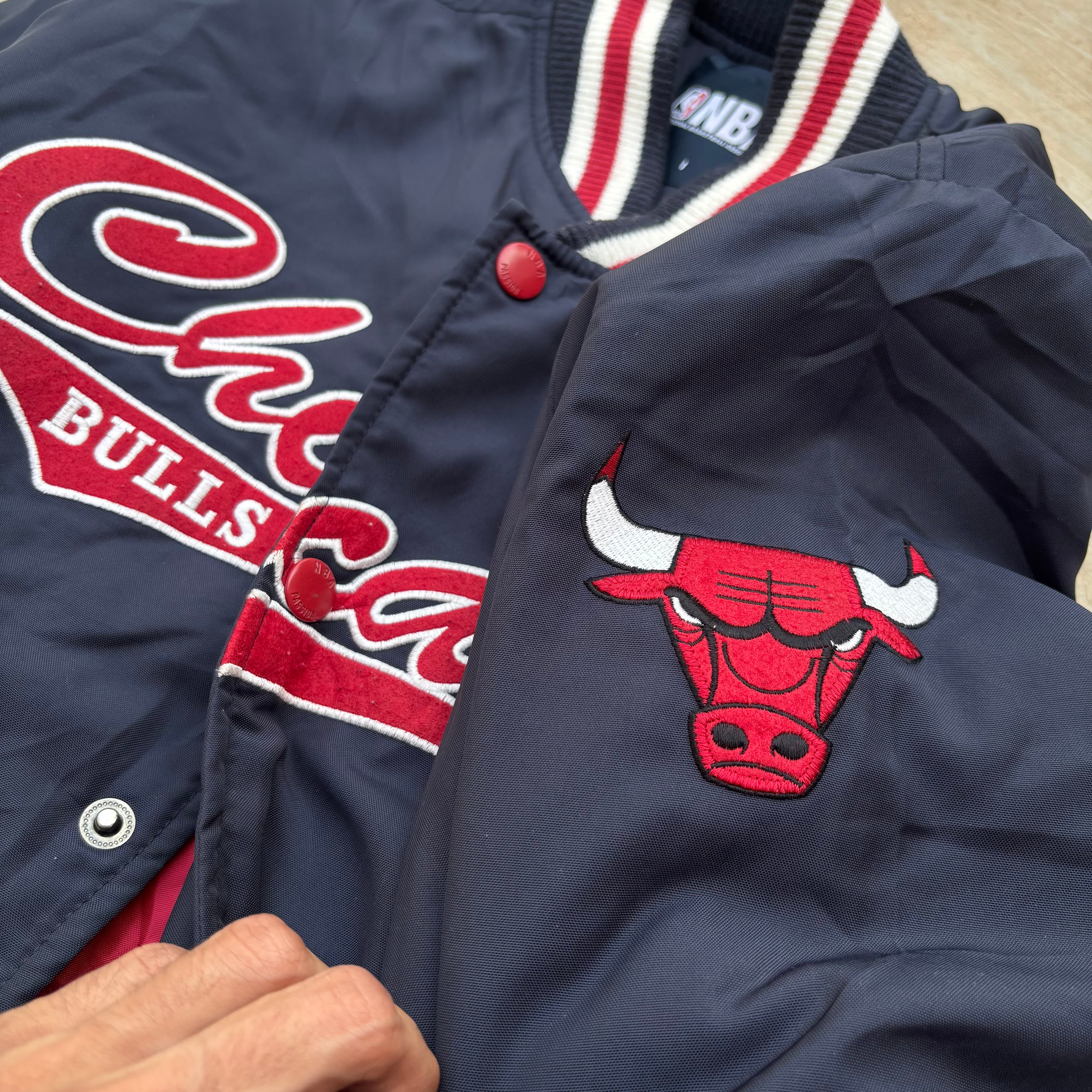 Vintage 00s Chicago Bulls Bomber Jacket M