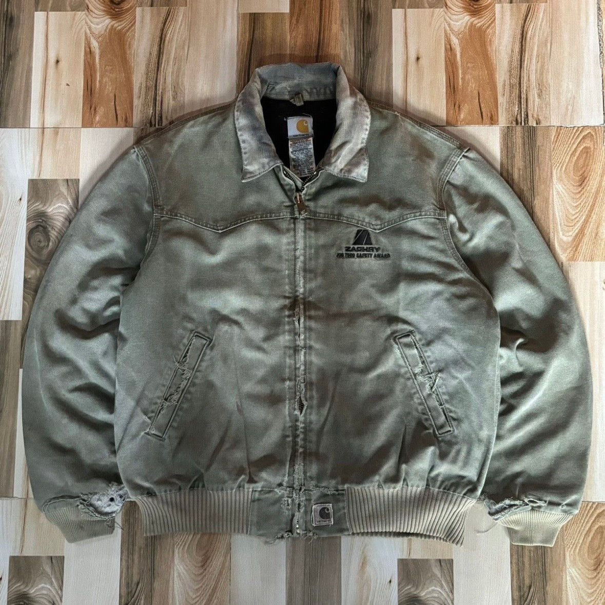 Vintage O0s Carhartt Distressed Santa FE Jacket J14 LOV L