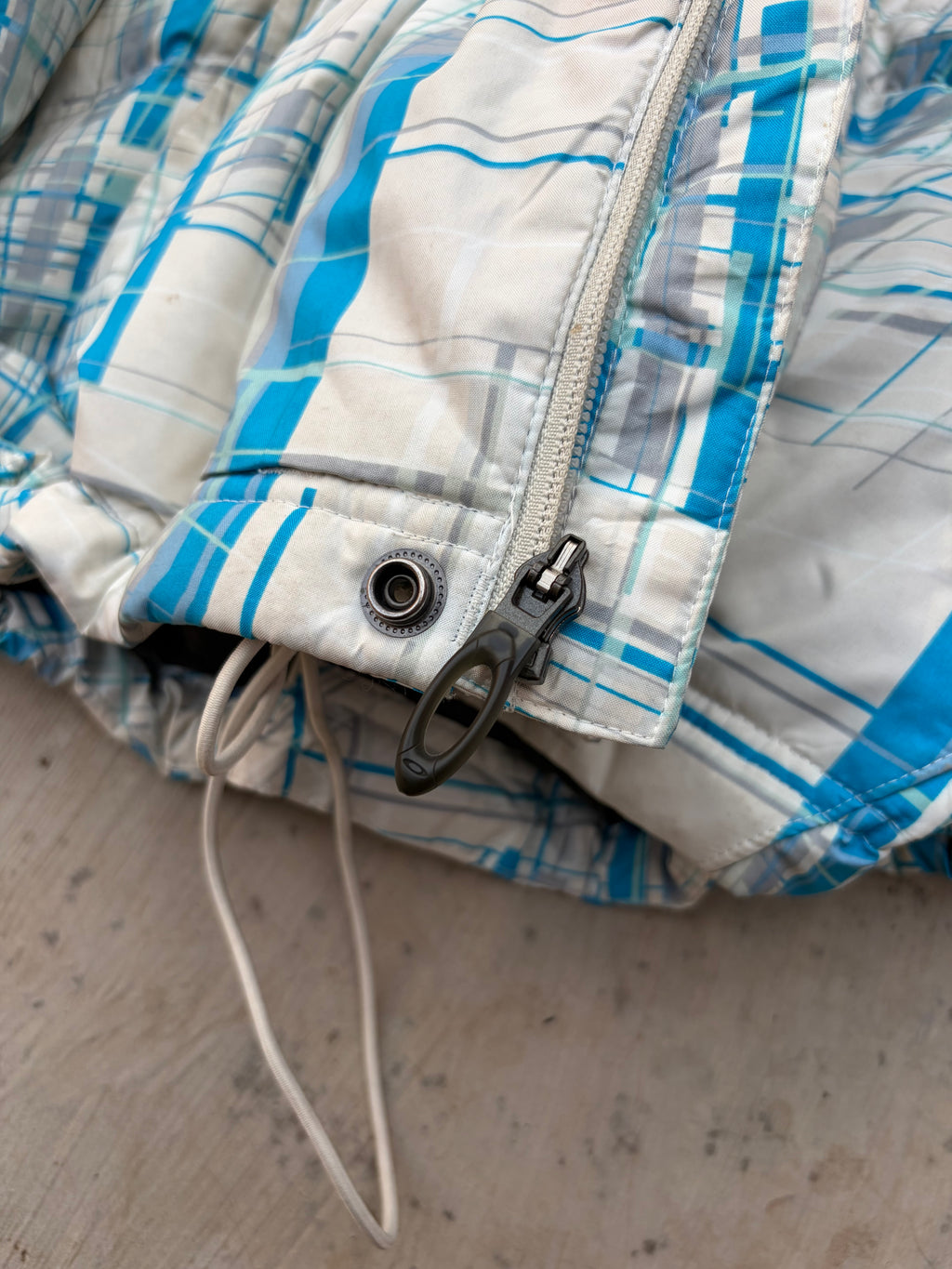 00s Oakley Down Blue Geometric Pattern Magnetic Closure Tech Jacket S/M