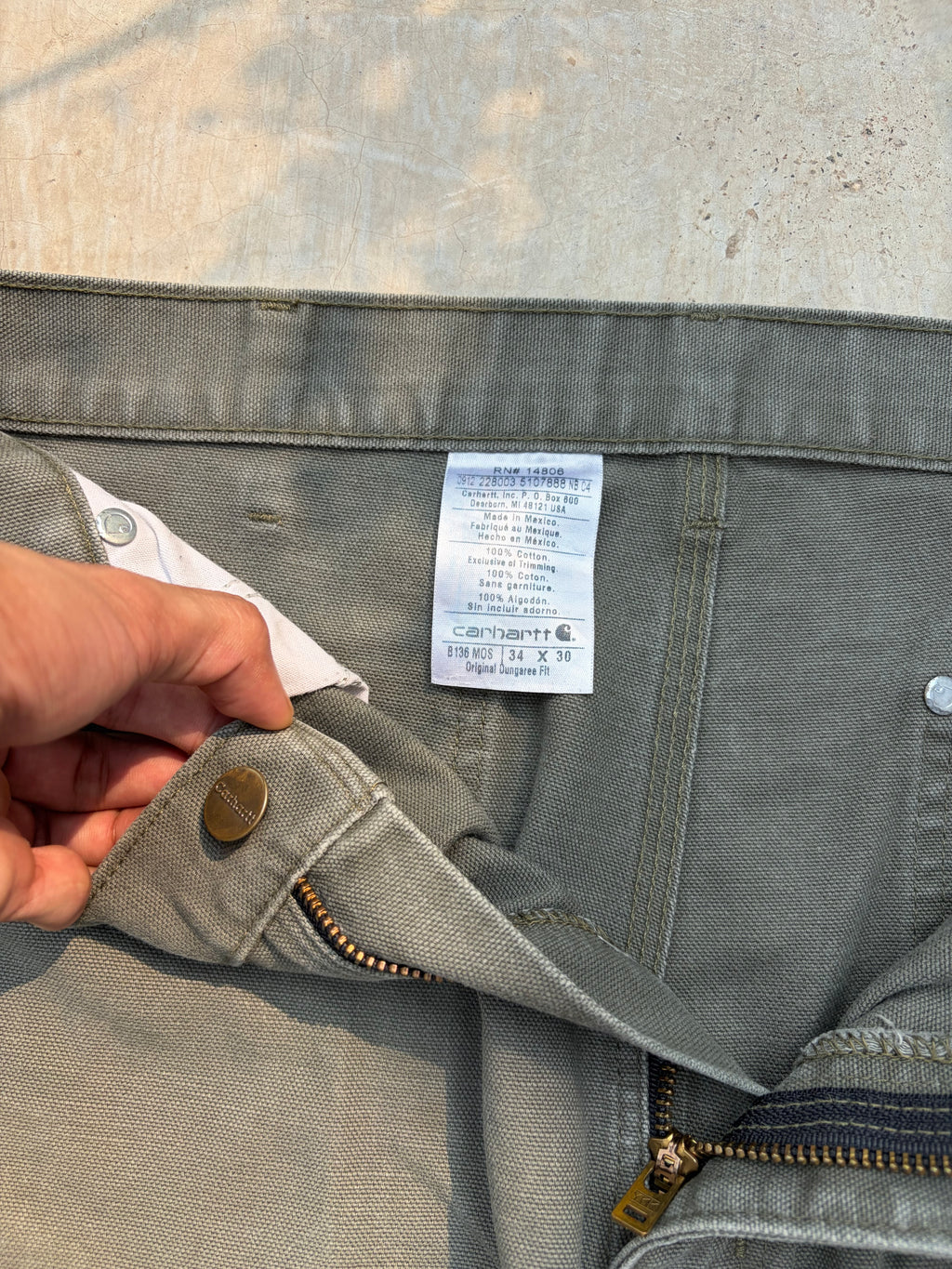 Vintage faded Carhartt Double Knee pants 34