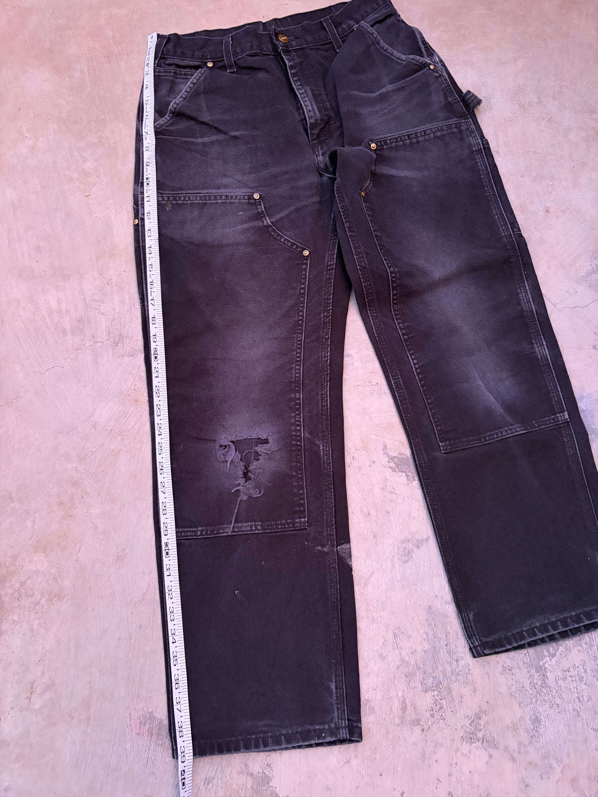 Vintage Faded & Thrashed Carhartt Double Knee 31