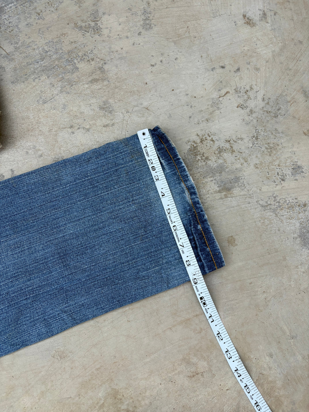 Vintage Levi’s 513 Low-Rise Buckle Back Jeans 32