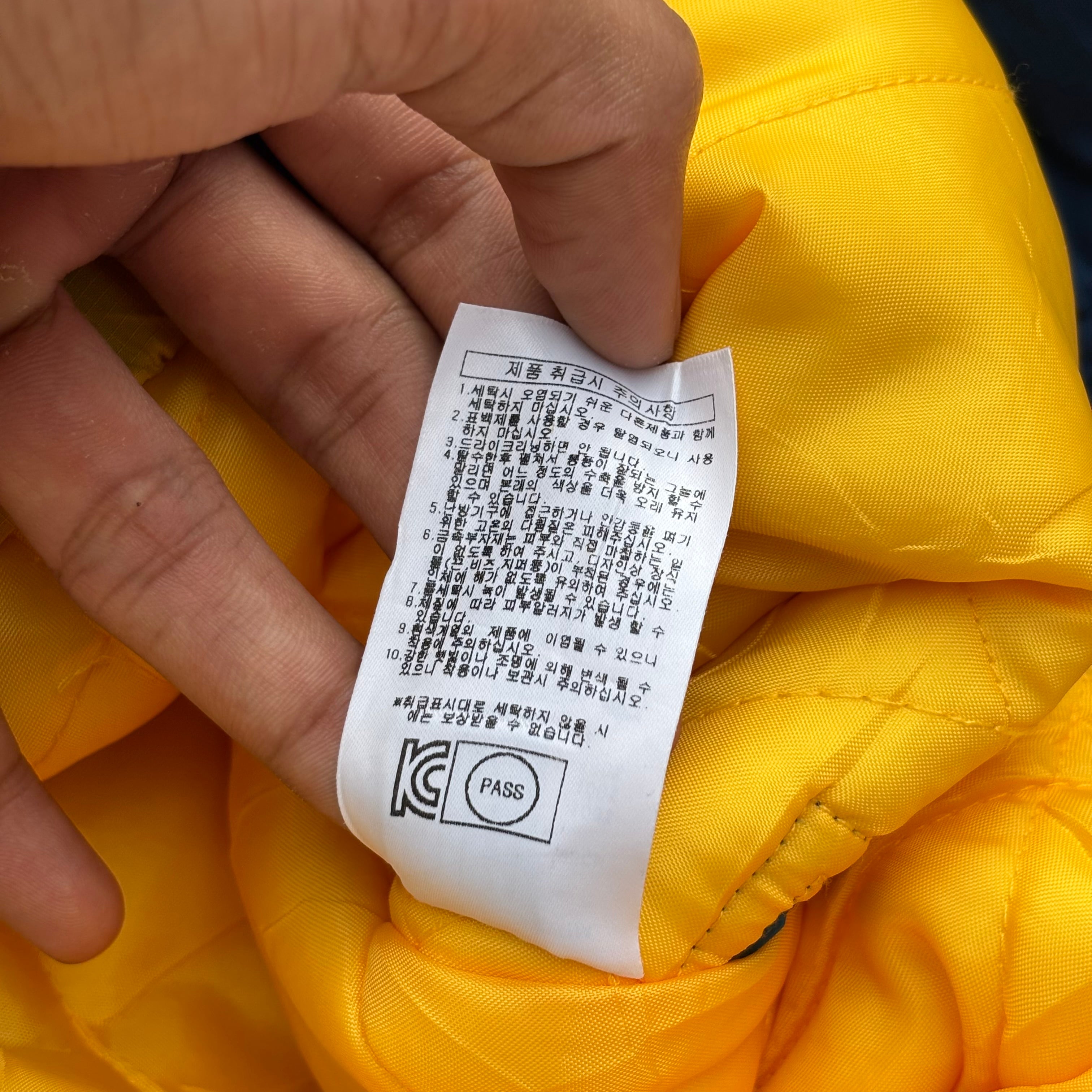 00s Vintage Starter Puffer Jacket L