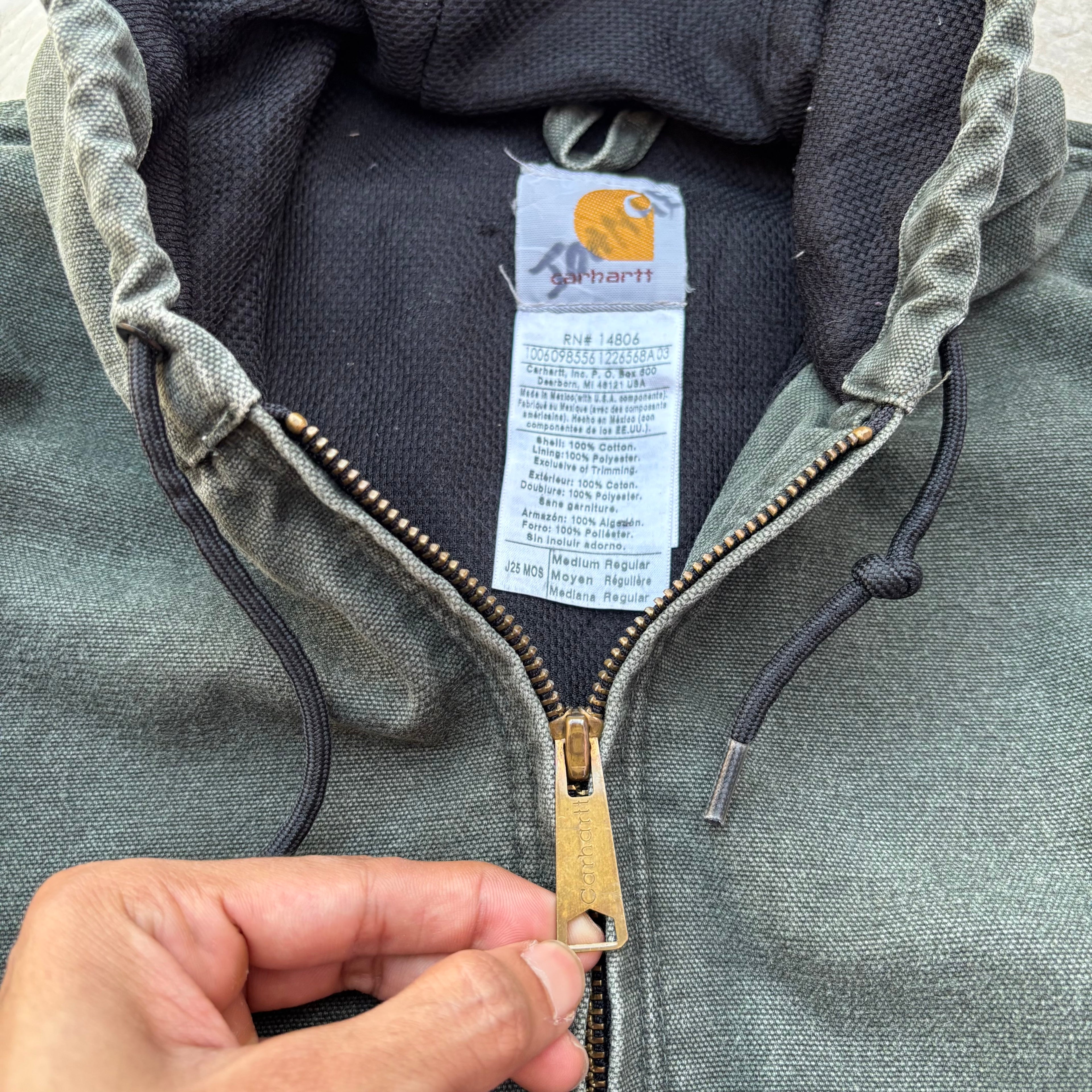 Vintage Carhartt Active Jacket J25 Mos M
