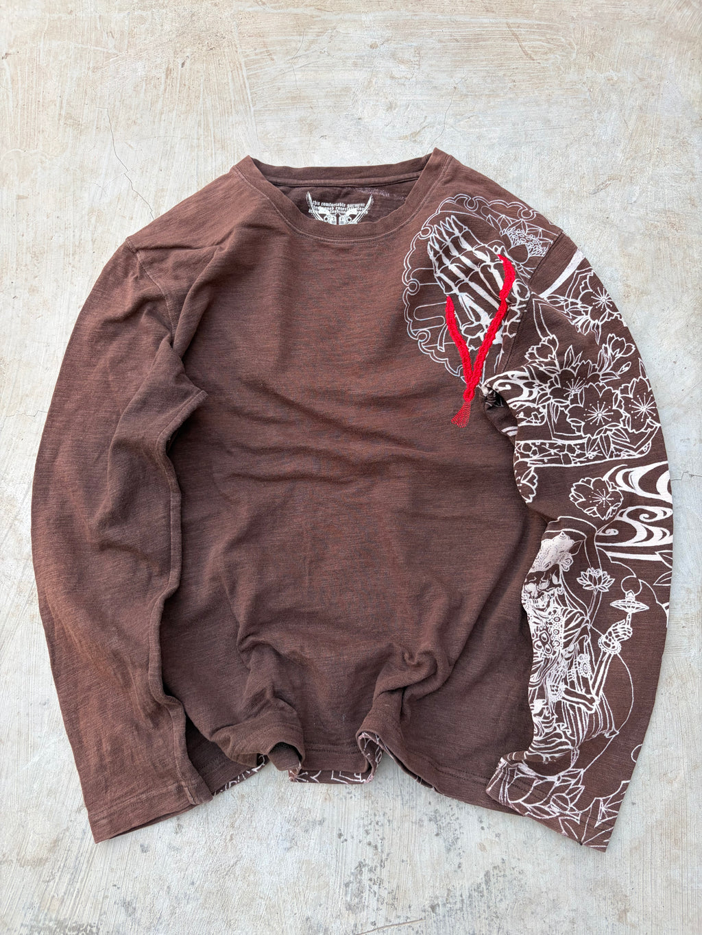 Vintage Big Train Embroidered Graphic Long Sleeve Tee Brown Tribal Skull Y2K M/L