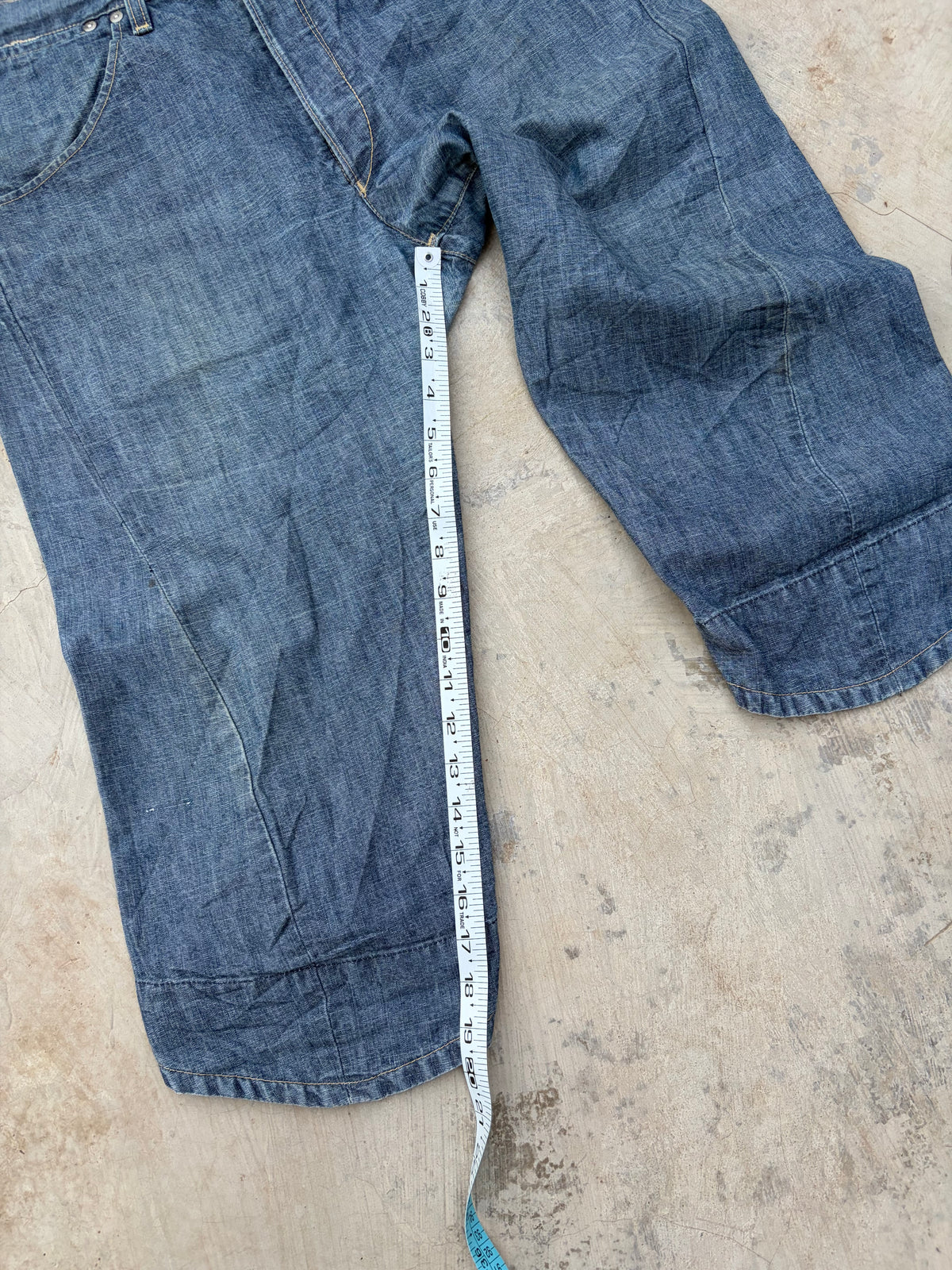 Vintage Levi’s Engineered Denim Jorts – Y2K 34
