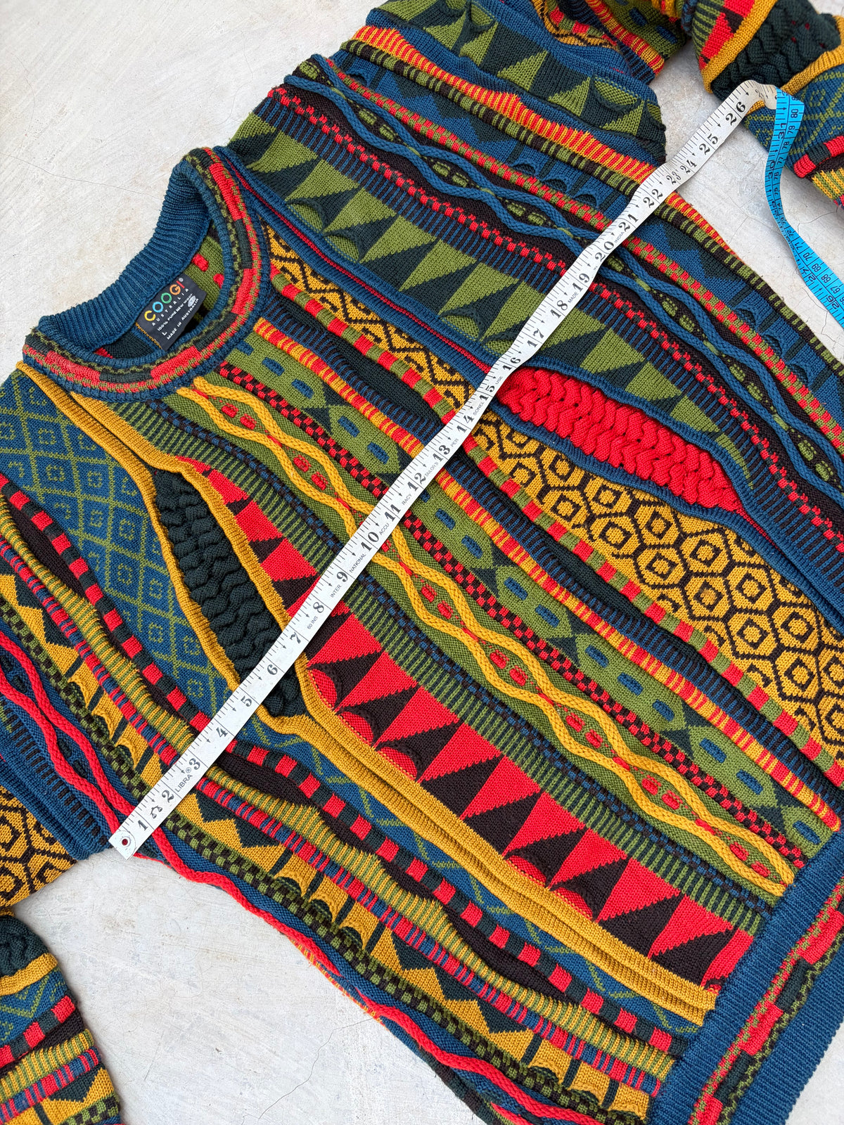 Vintage 90s COOGI Australia 3D Knit Sweater M