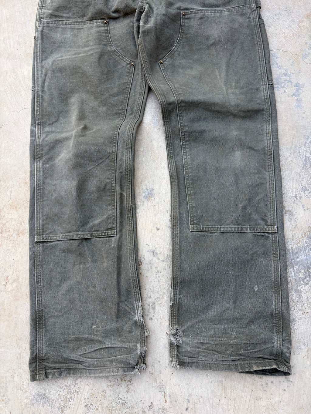 Vintage Sunfaded Bootcut Carhartt Double Knee pants 33