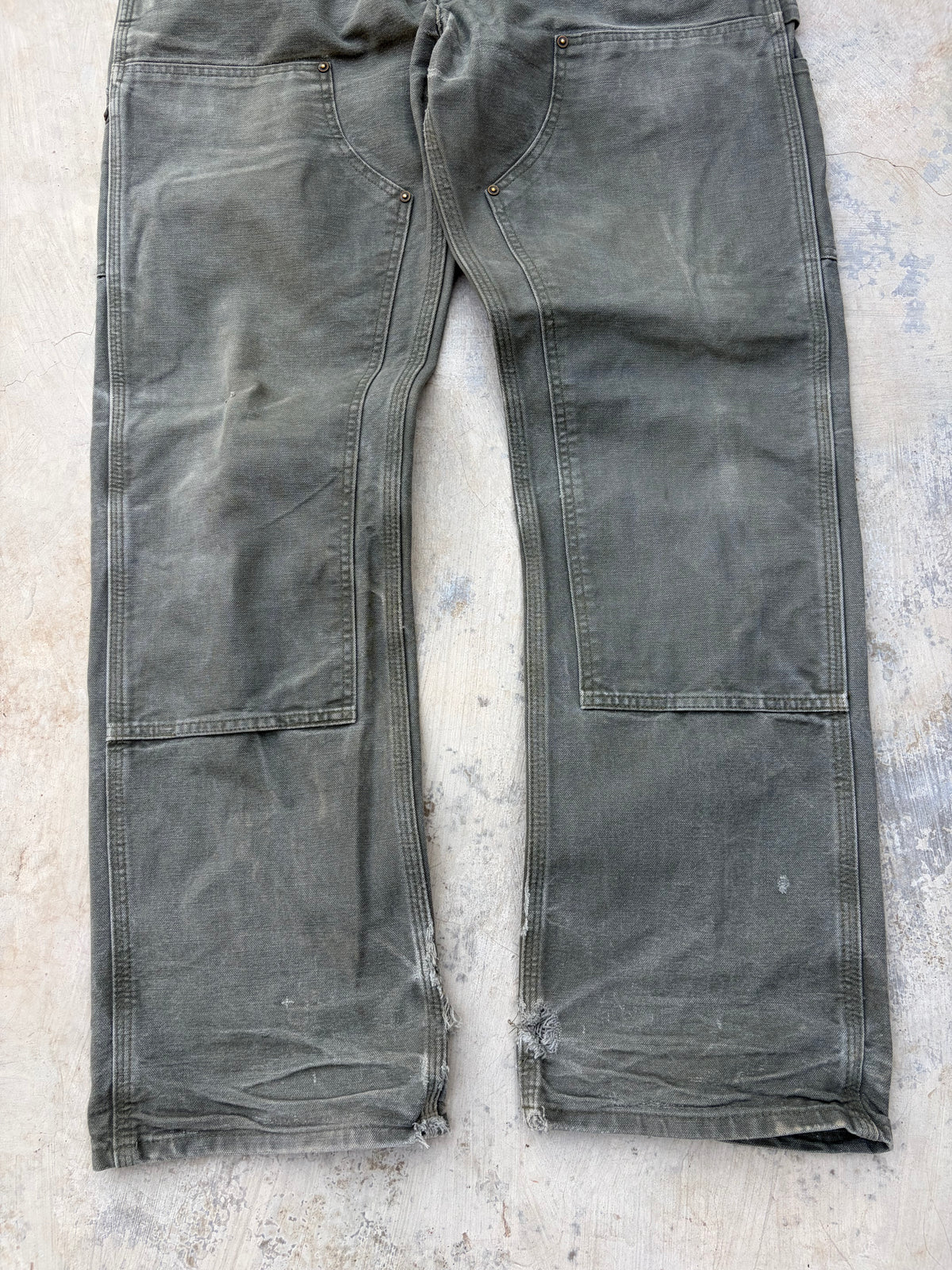 Vintage Sunfaded Bootcut Carhartt Double Knee pants 33