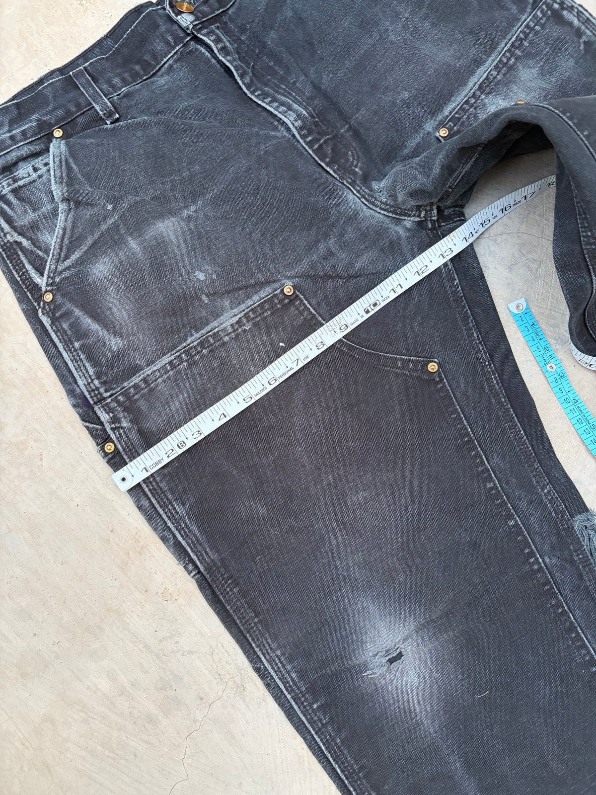Vintage Faded & Thrashed Carhartt Double Knee 36