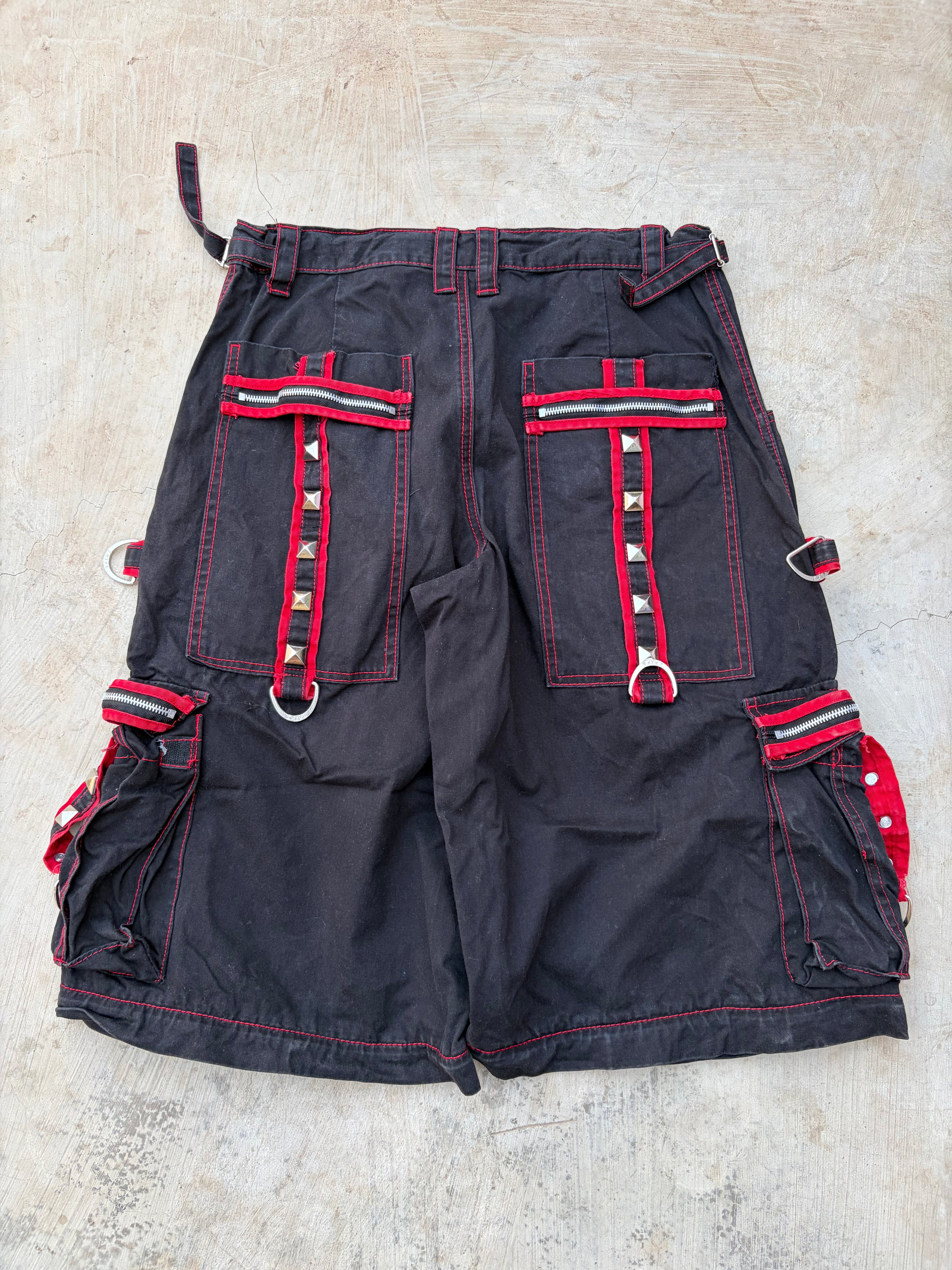 Vintage Tripp NYC Bondage Cargo Shorts Black Red Stitch Studded Punk Y2K 34