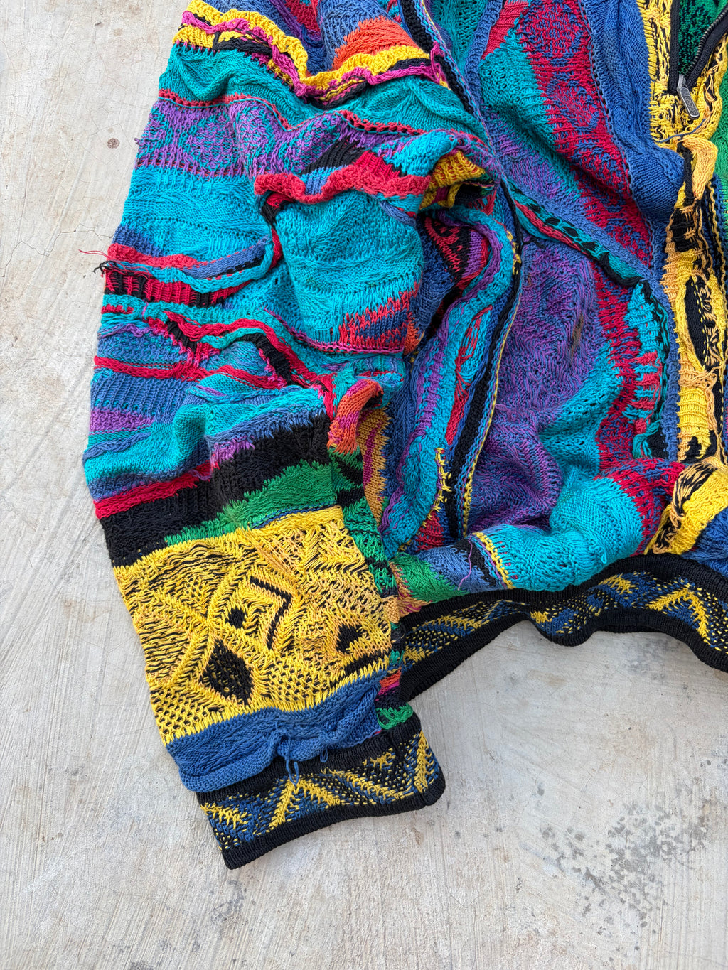 Vintage 90s COOGI Australia 3D Mercerised Cotton Zip Knit Sweater S