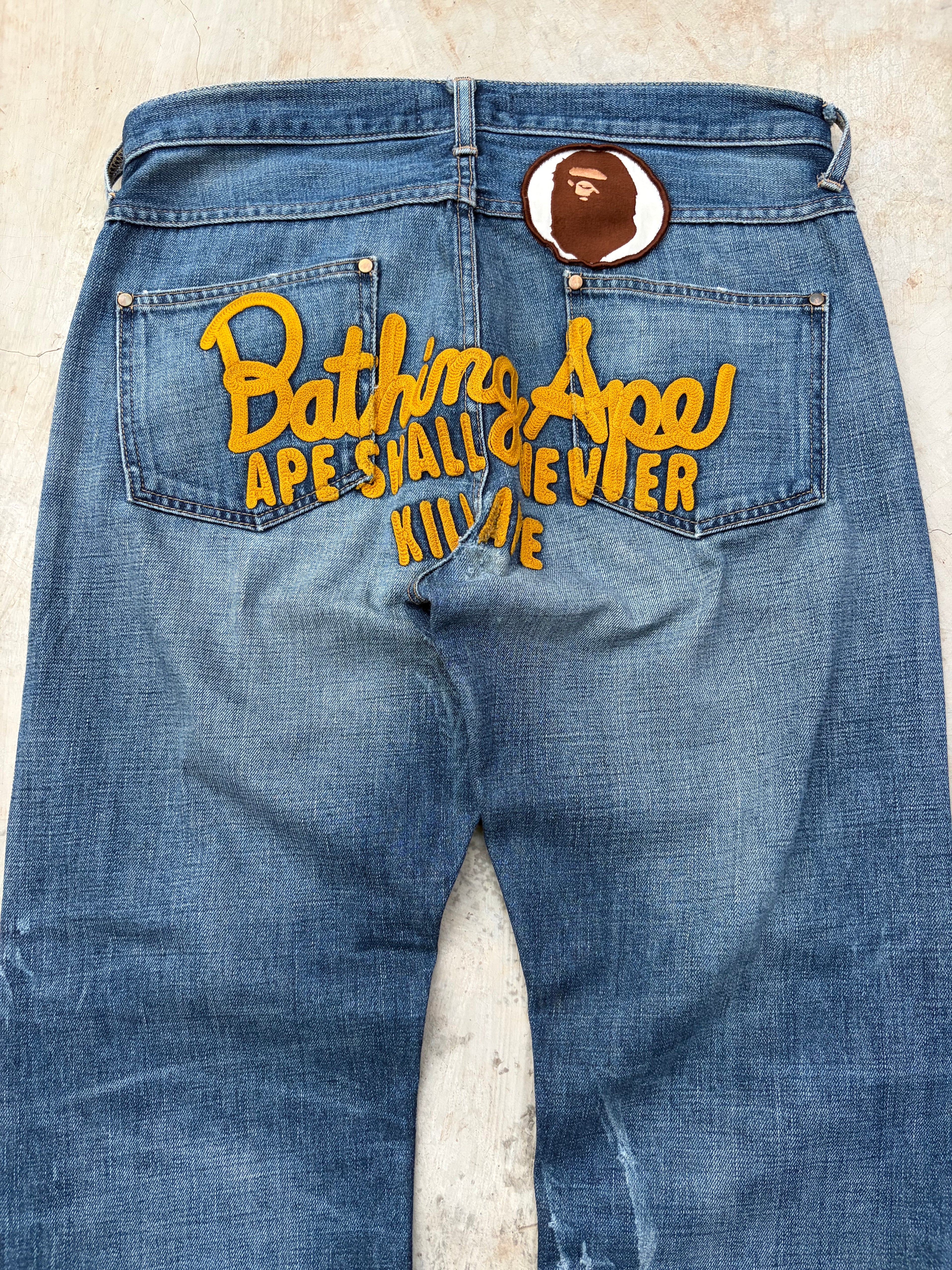 Vintage 00s Bape Nigo ASNKA Spellout Denim Jeans 34