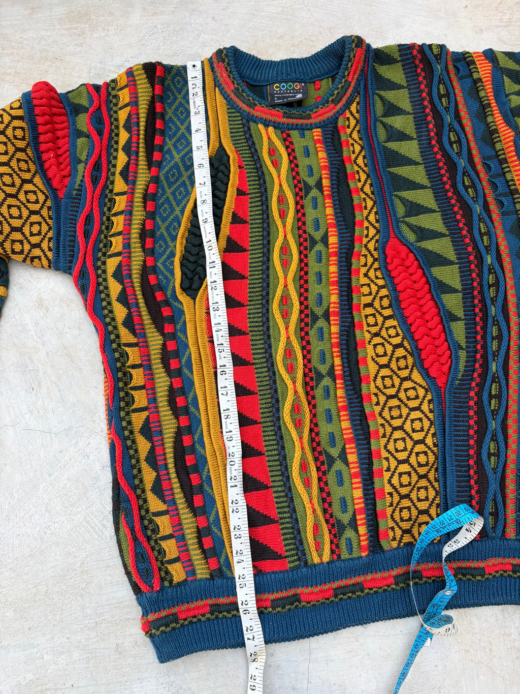 Vintage 90s COOGI Australia 3D Knit Sweater M