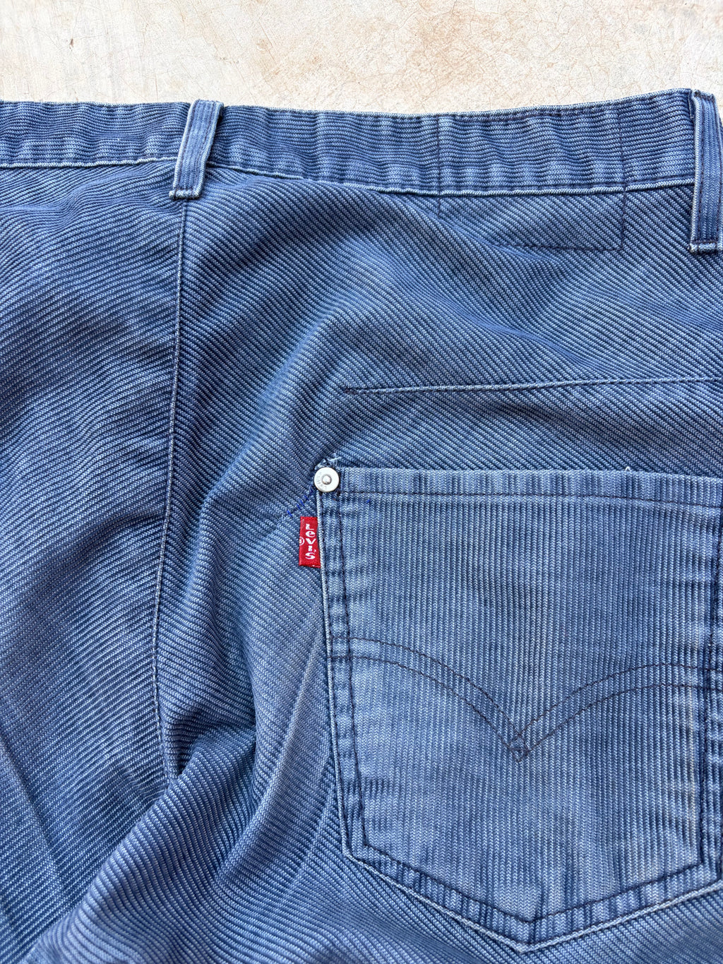 Vintage Early 2000s Levi’s Blue Denim Jeans 30