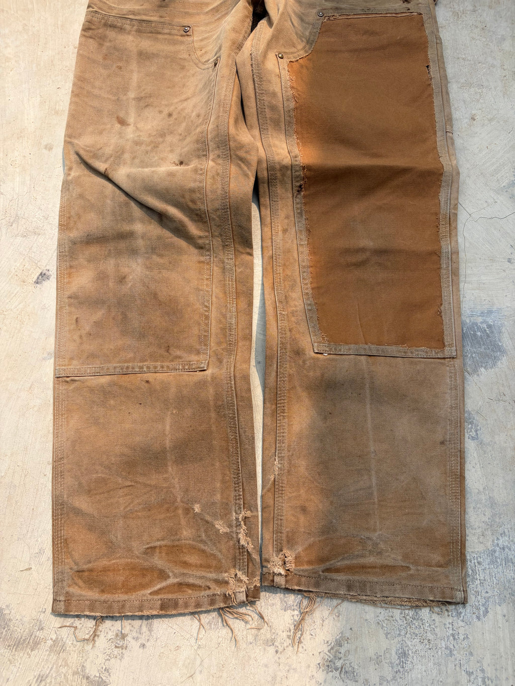 Vintage Sunfaded 1 pannel Carhartt Double Knee 32