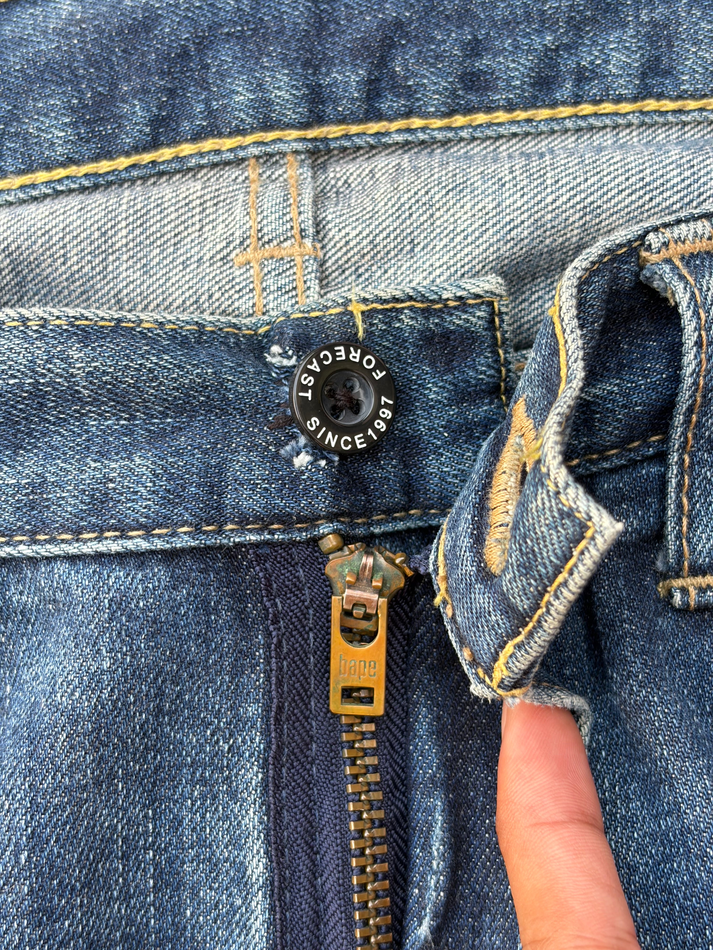 Vintage BAPE Bathing Ape Denim Jeans Big Logo Back Embroidery Y2K 34