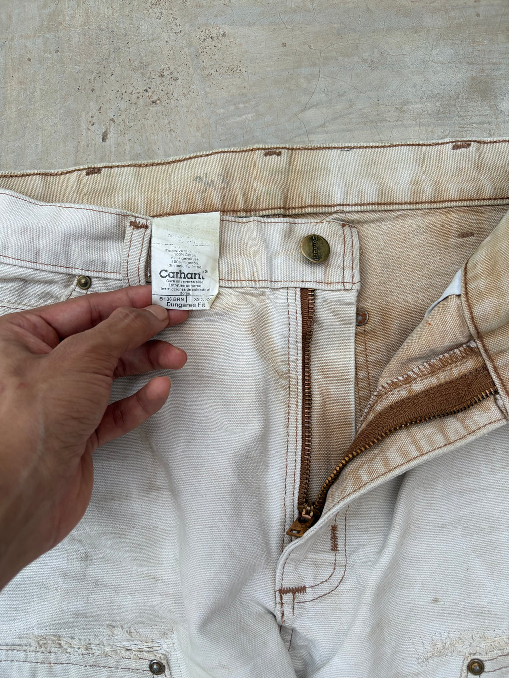 Vintage Faded & Thrashed Carhartt B136 BRN Double Knee 33