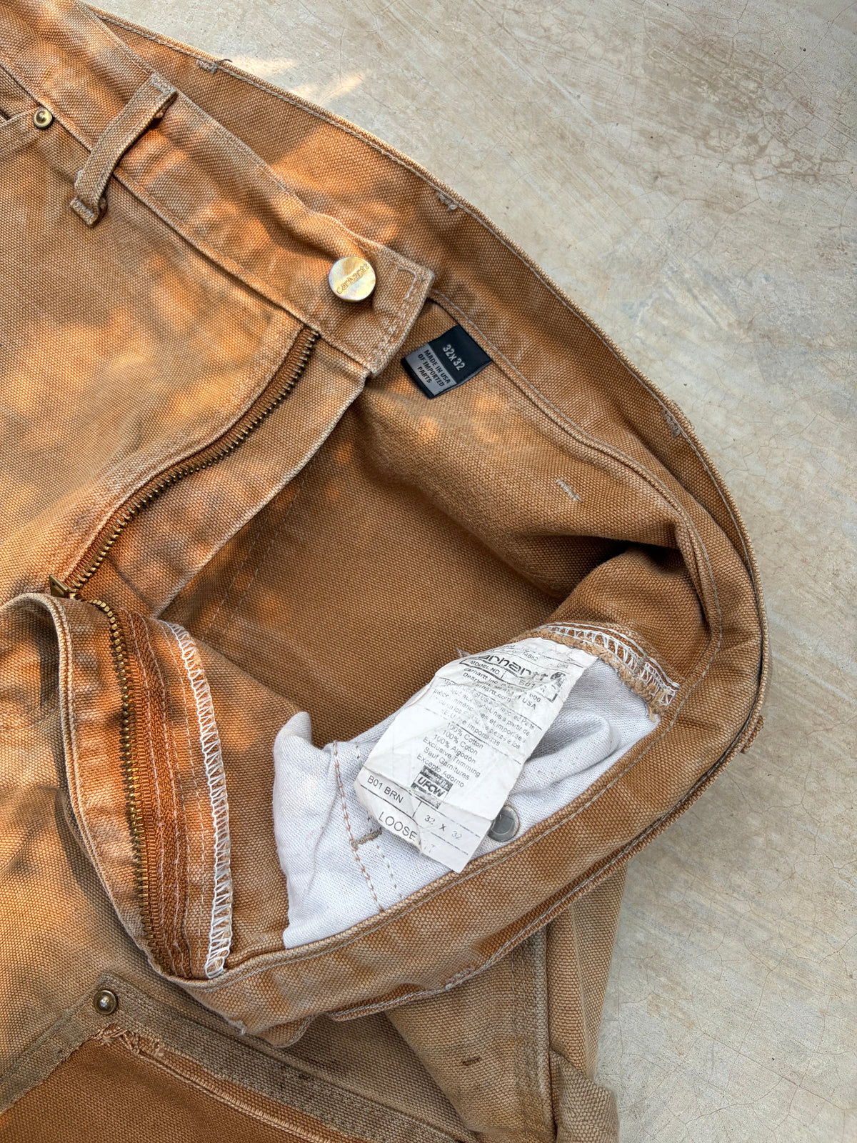Vintage Sunfaded 1 pannel Carhartt Double Knee 32