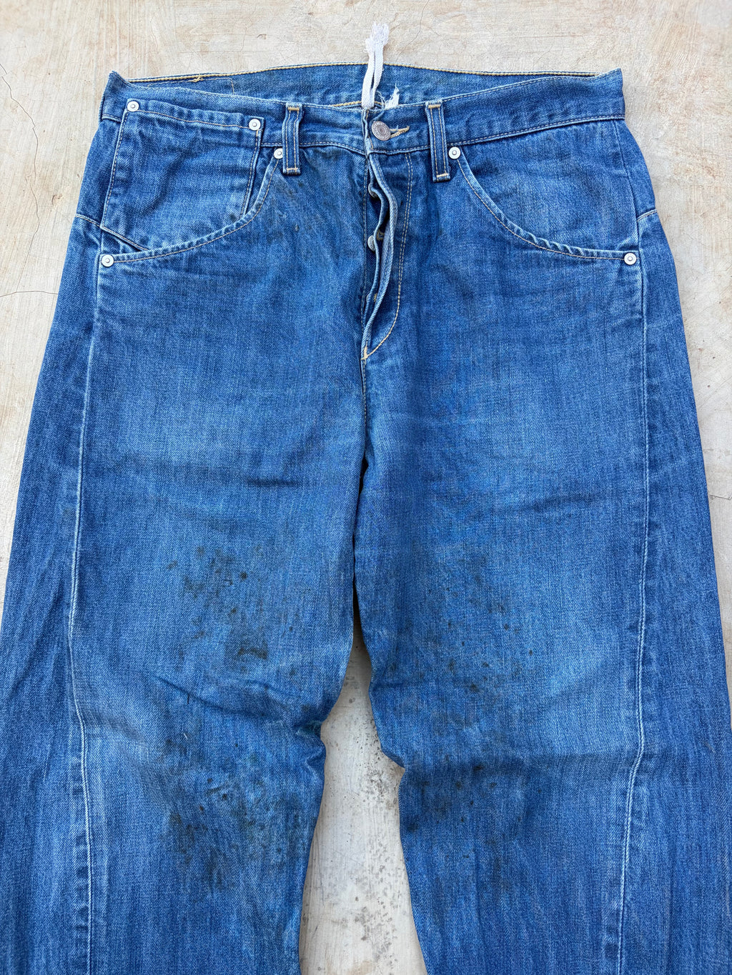 Vintage Levi’s Blue Denim Jeans Classic Straight Fit 32