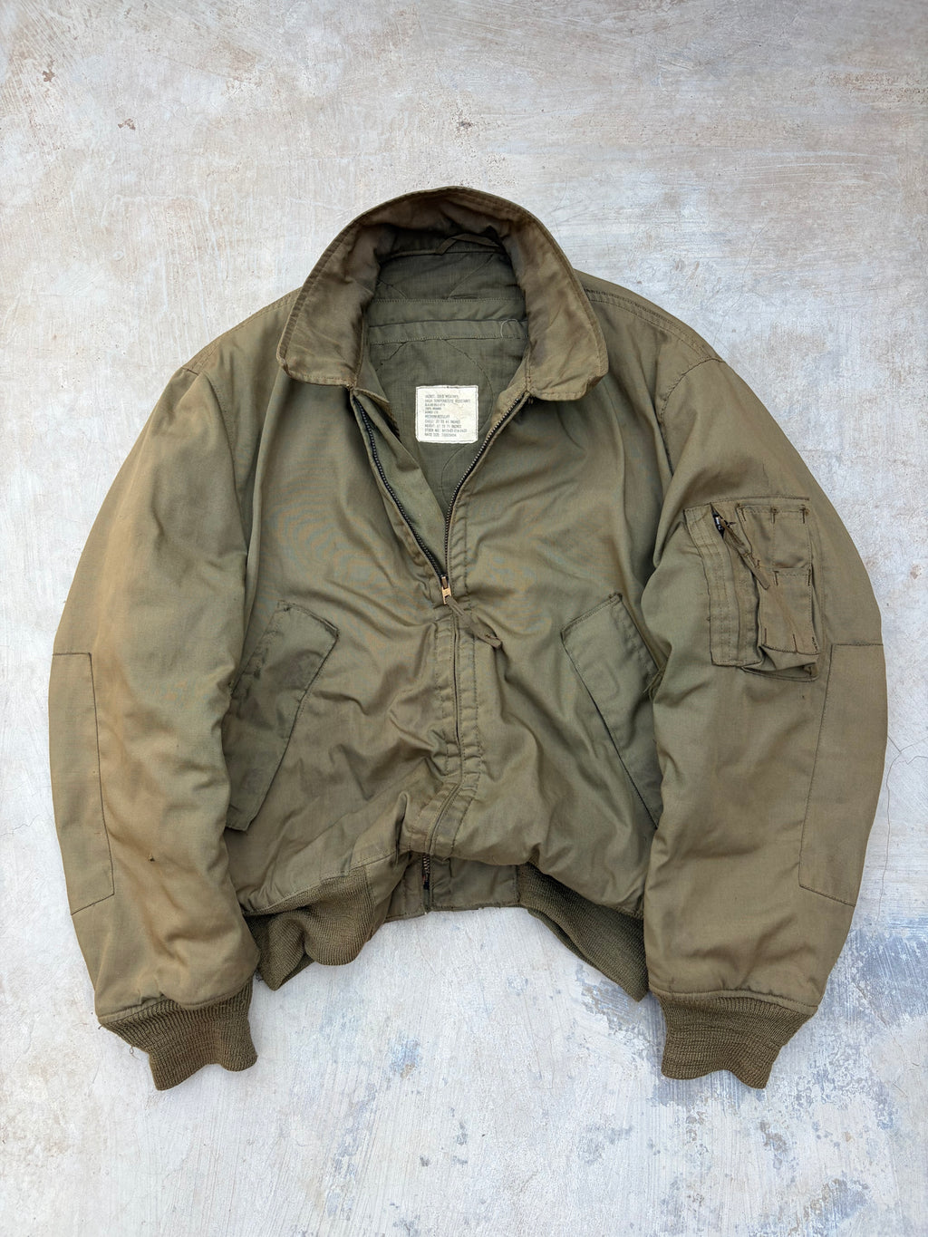 Rare 1980s Vintage Avirex U.S. Military Flight Jacket M/L