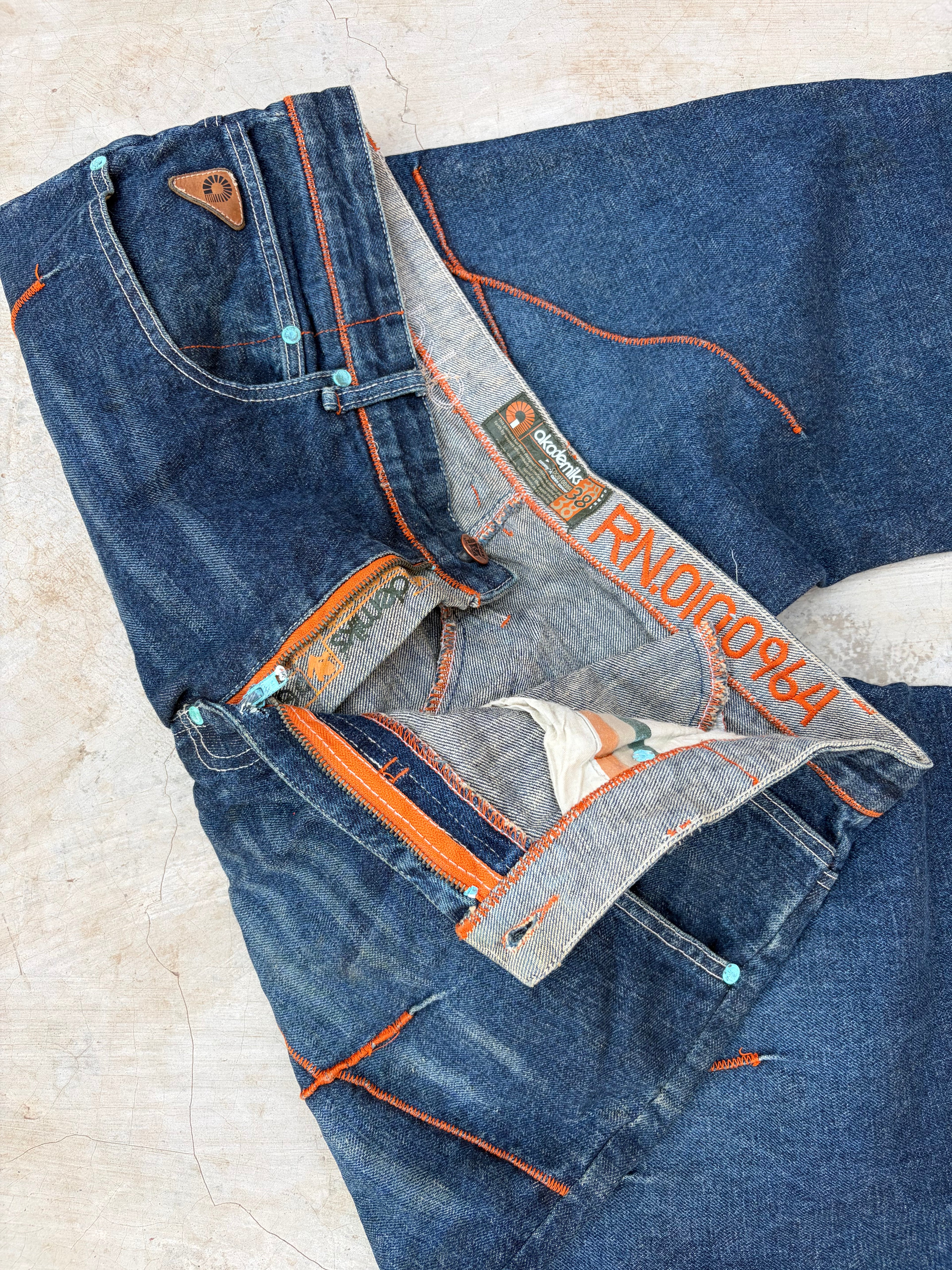 Vintage 00s Akademiks Y2K Orange Stiching Jeans