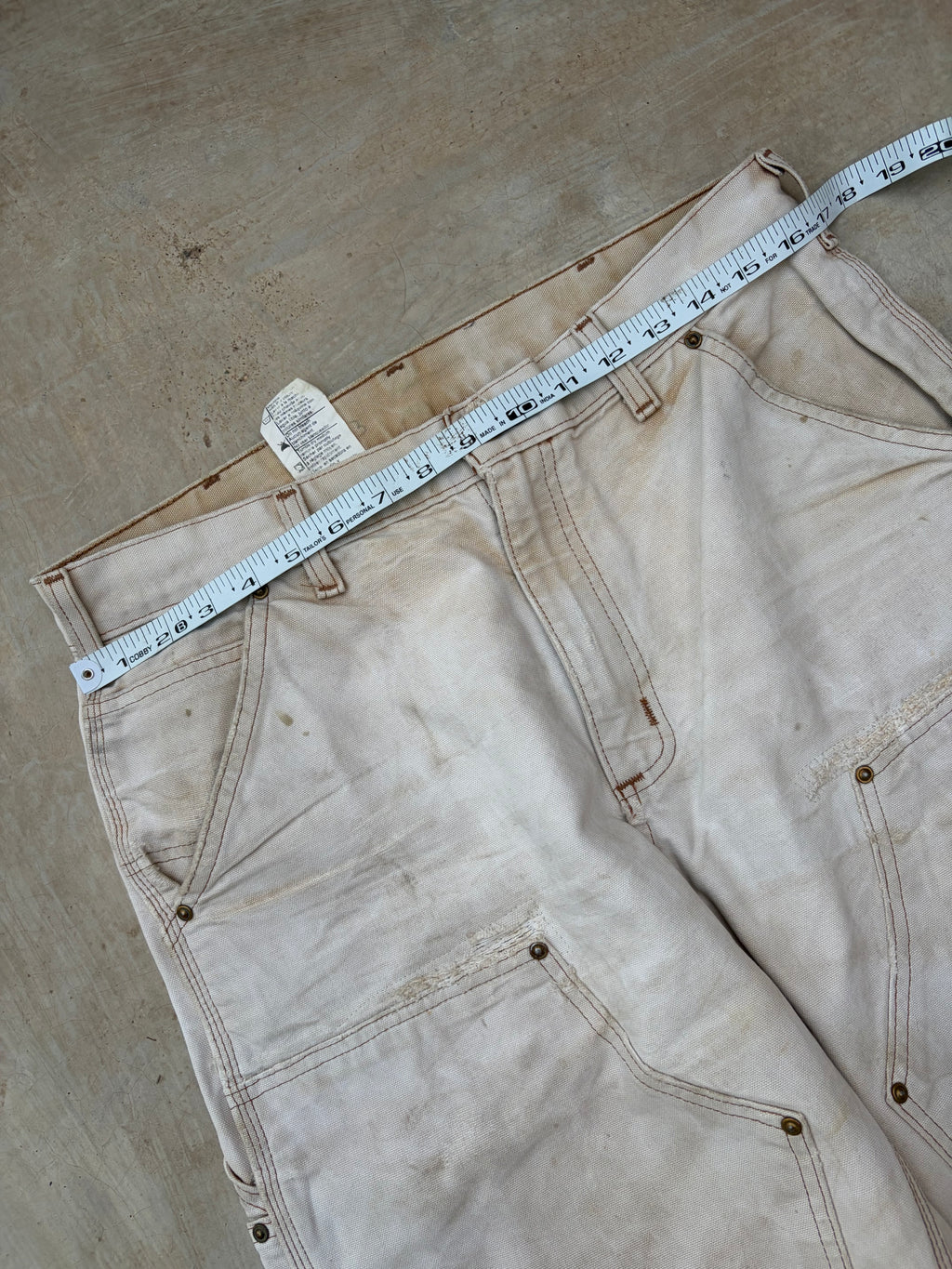 Vintage Faded & Thrashed Carhartt B136 BRN Double Knee 33