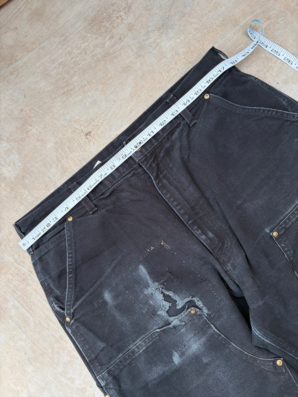 Vintage Faded & Thrashed Carhartt Double Knee 36