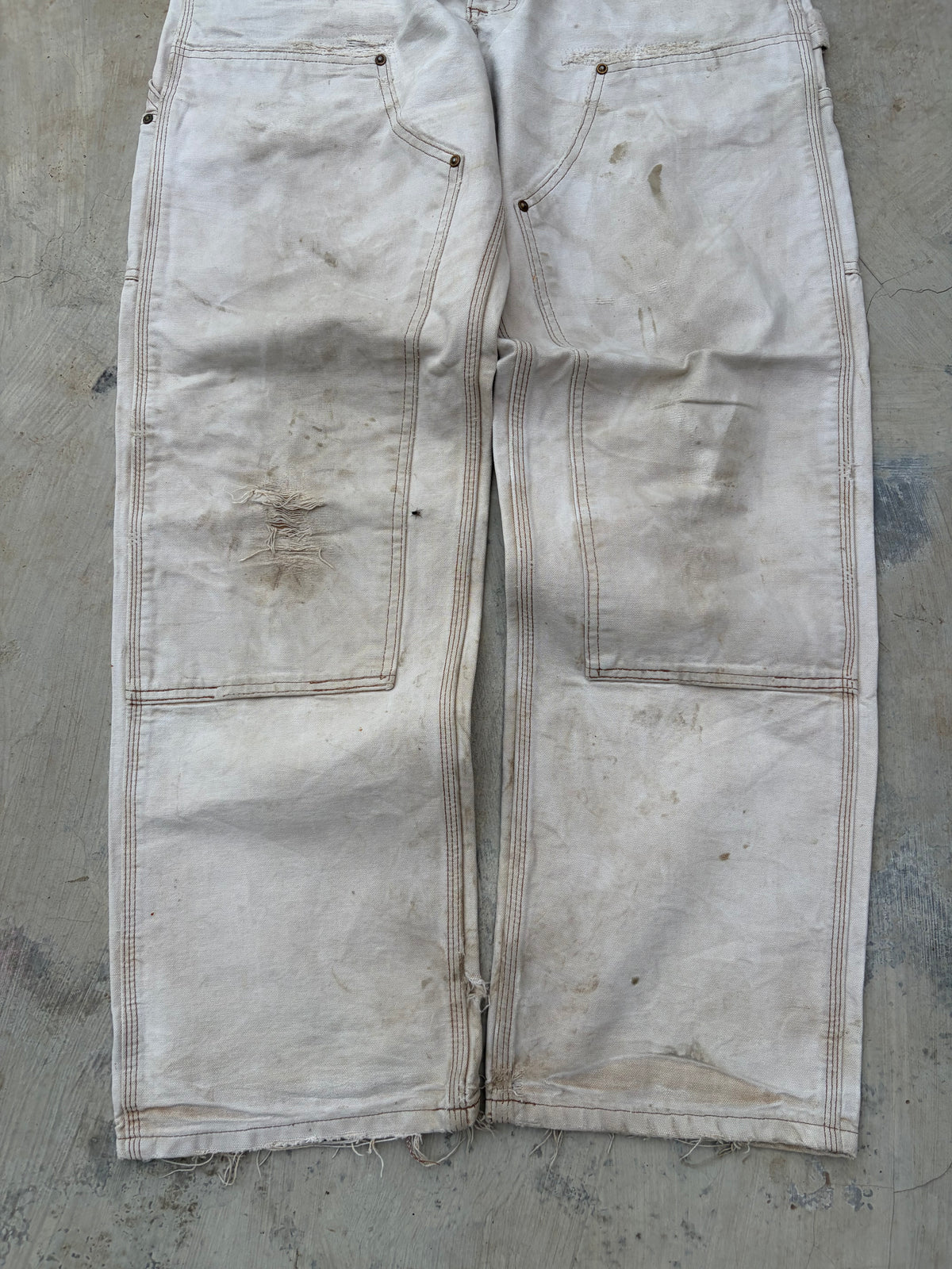 Vintage Faded & Thrashed Carhartt B136 BRN Double Knee 33