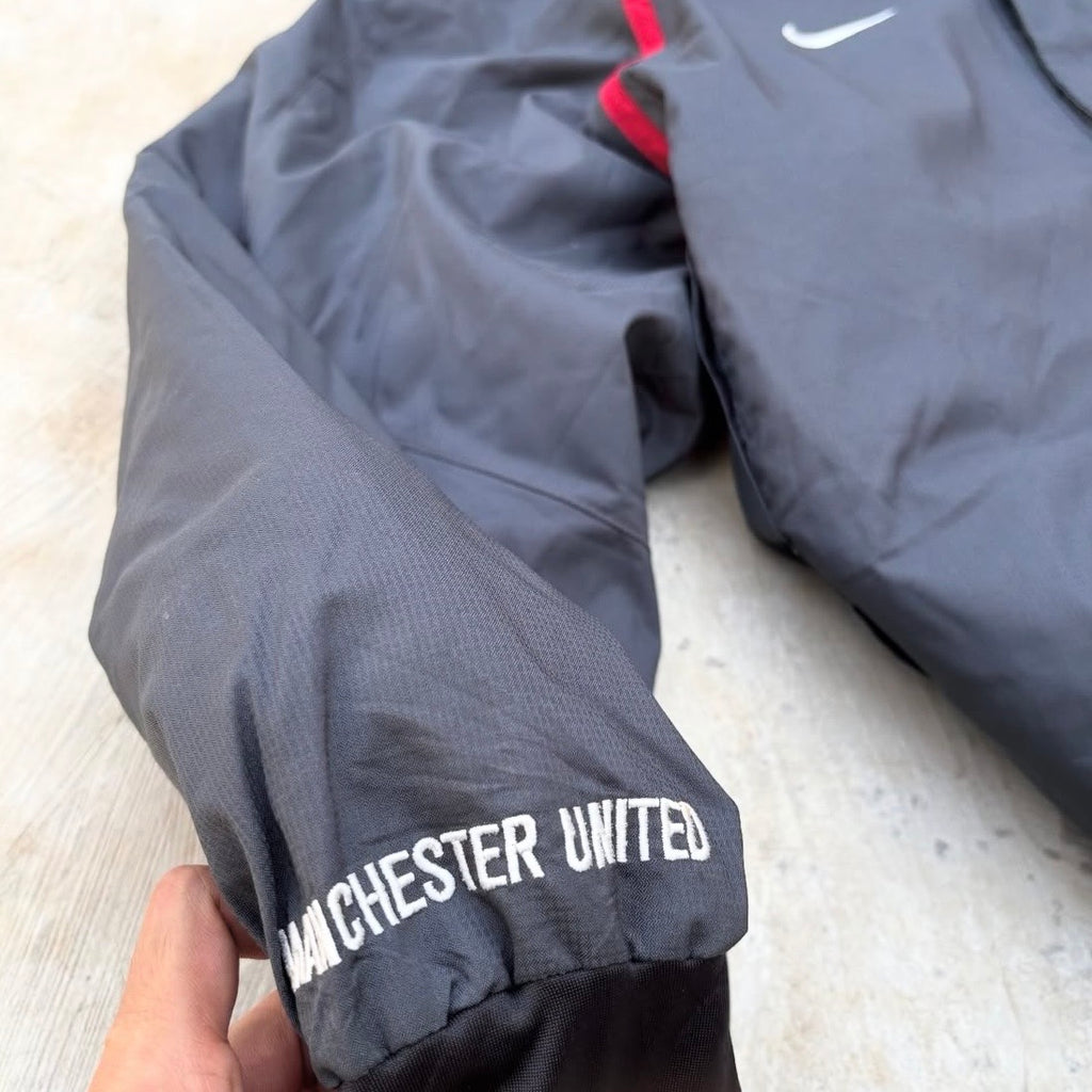 Vintage Nike Manchester Puffer Jacket Long XL