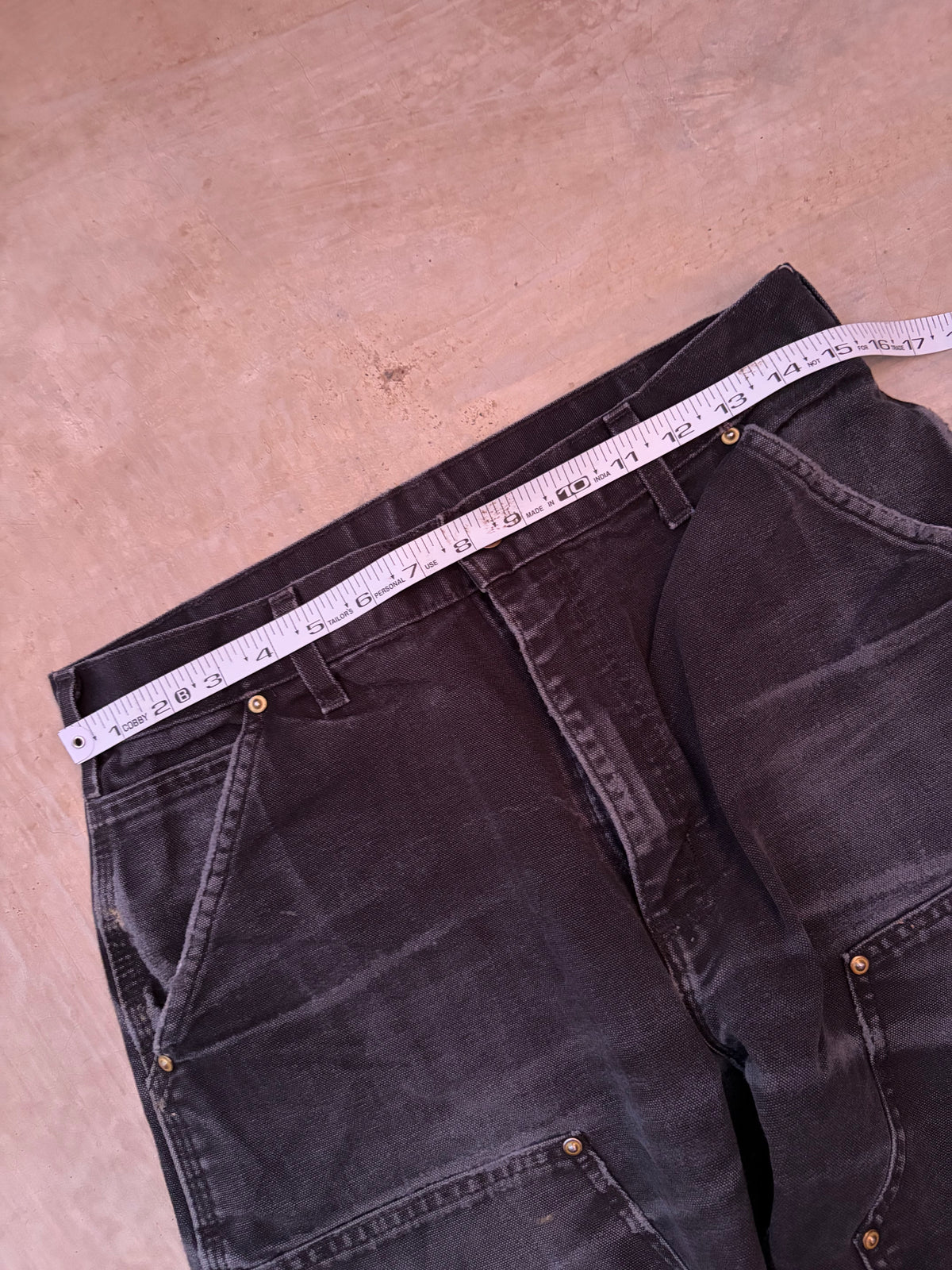 Vintage Faded & Thrashed Carhartt Double Knee 31